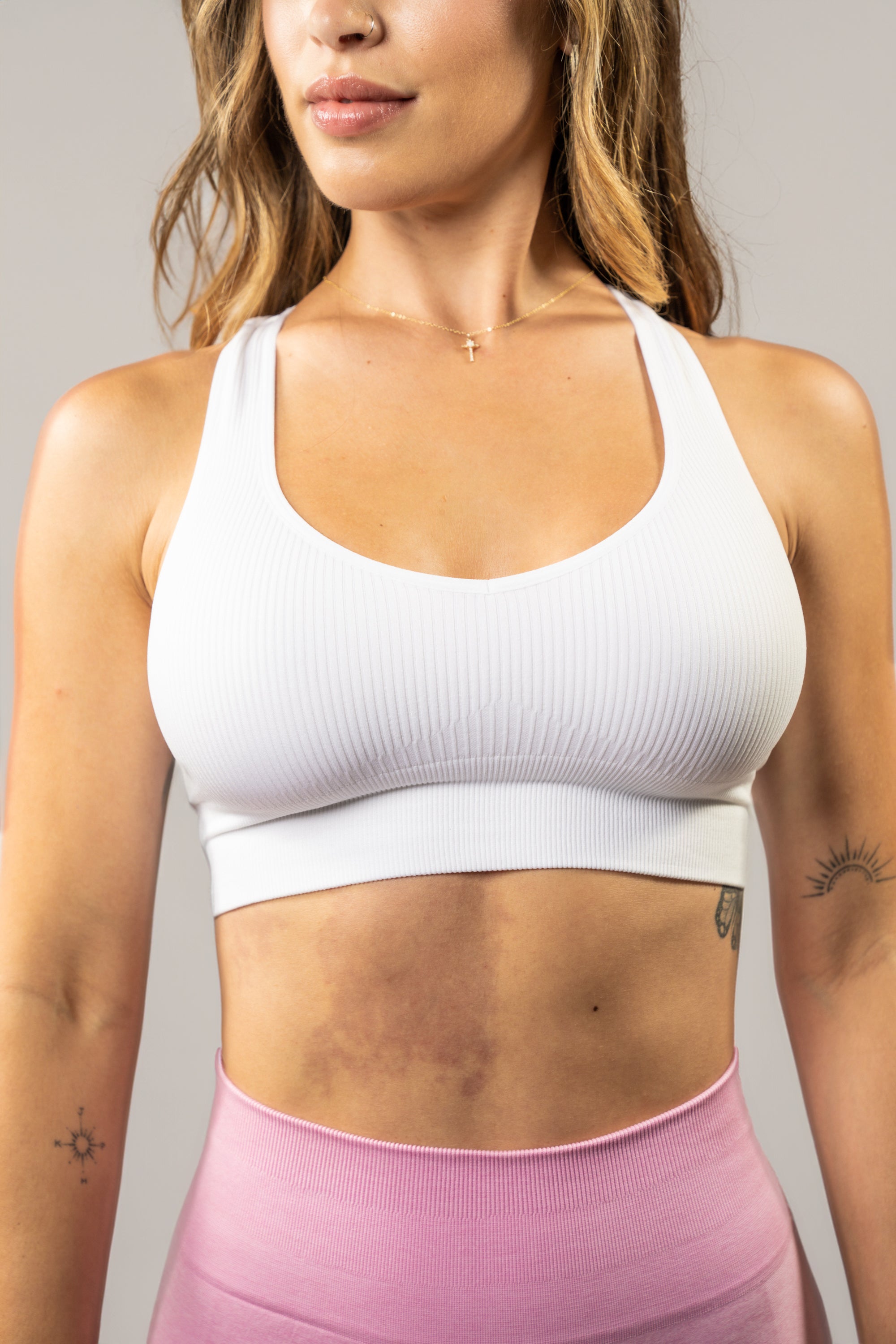 Seamless Ribbed Sports Bra - High Support Workout Bra for Women - Yoga, Running, Gym & Activewear