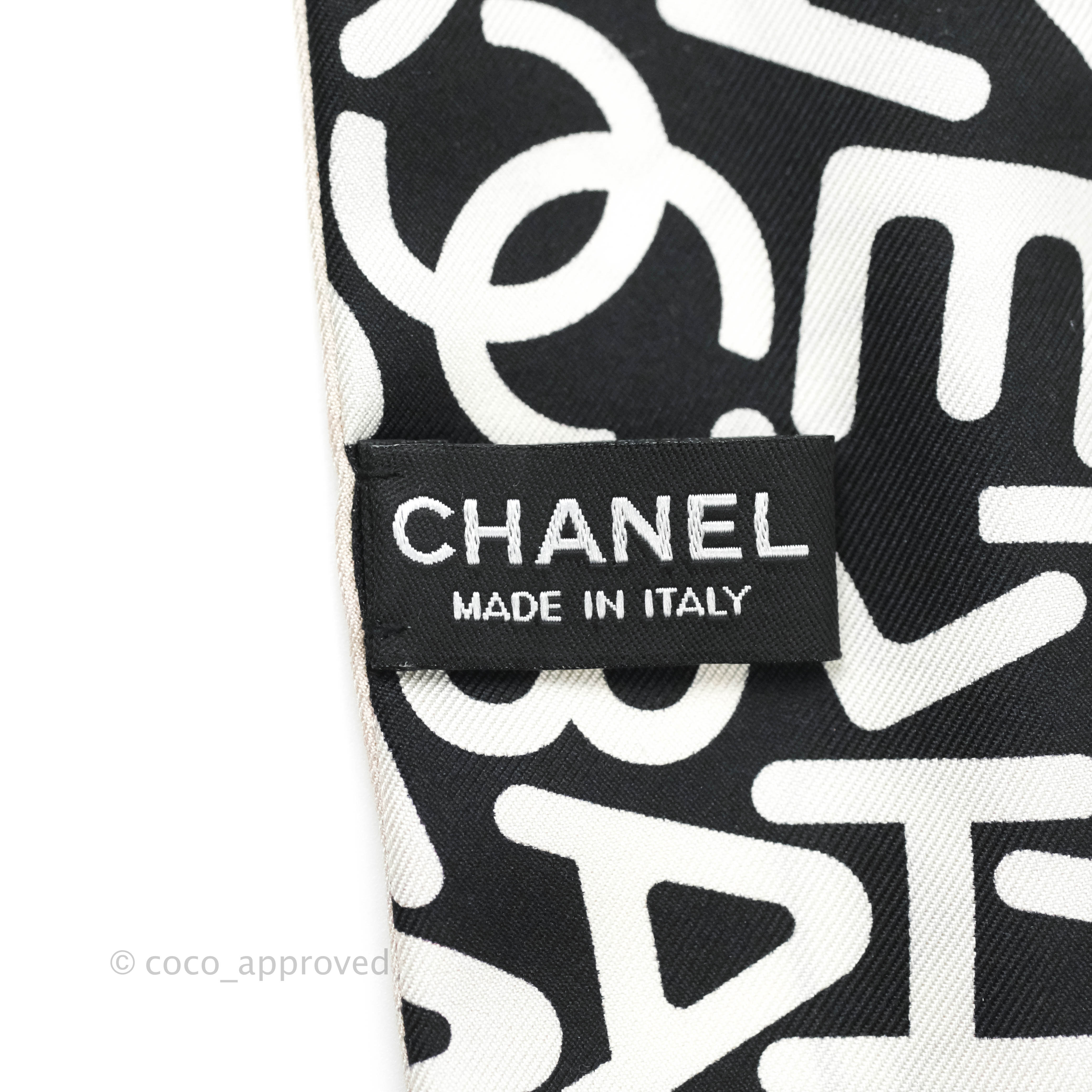 Chanel CC Silk Twilly Scarf in Black & Pale Beige - Luxury Fashion Accessory for Women, Perfect for Handbags, Hats & Gift Giving