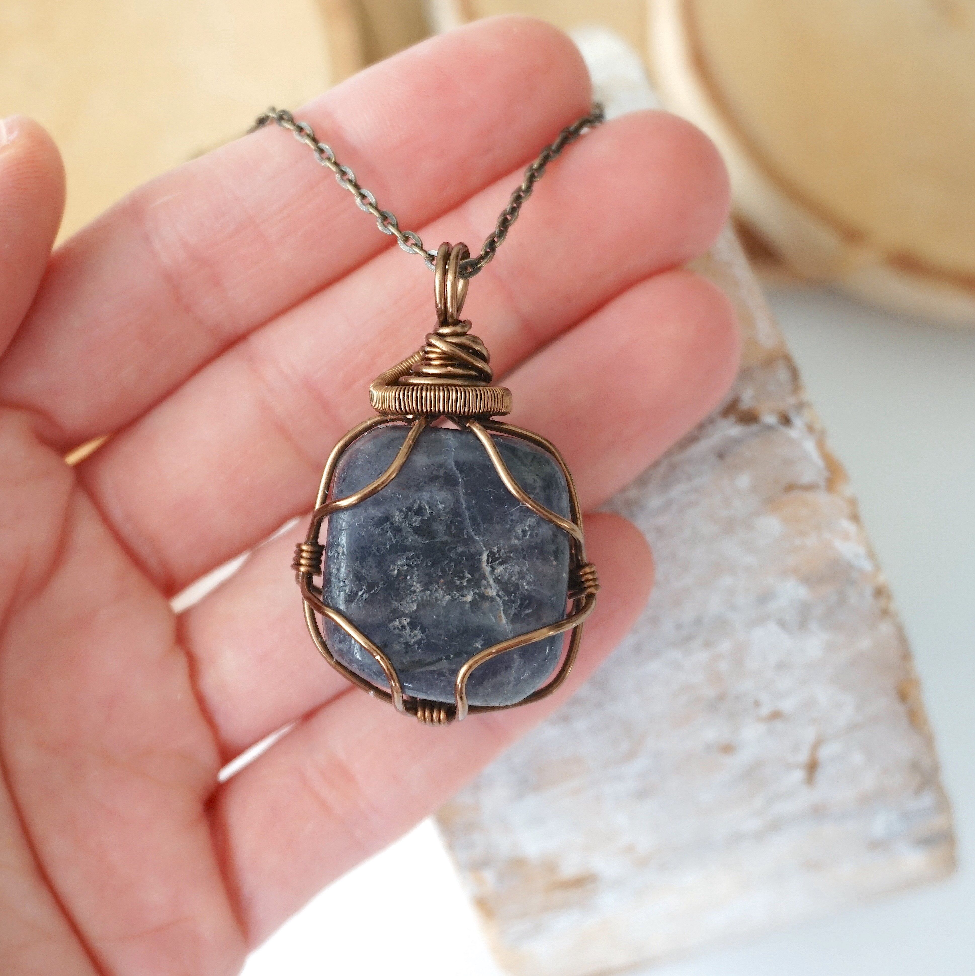 Antique Bronze Sapphire Crystal Necklace for Women - Elegant Vintage Jewelry Gift for Birthday, Anniversary & Special Occasions