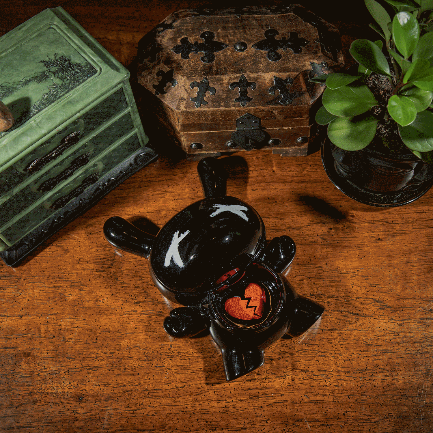 L.I.E. (LOVE ISN'T EASY) Dunny Ceramic Ashtray - BURNED Edition | Kidrobot Exclusive | Pre-Order Now | Perfect for Collectors & Smoking Accessories | Home Decor & Gift Idea