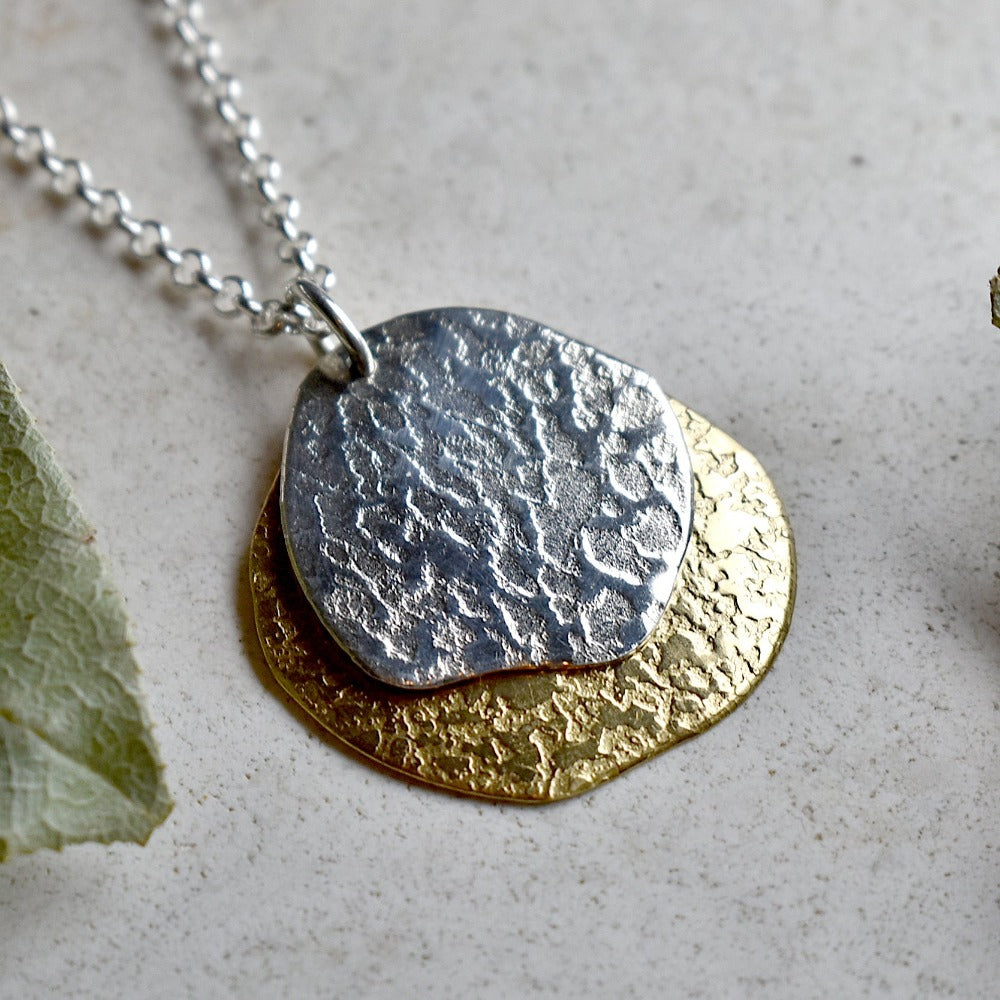 Concrete & Ashes Patterned Double Pendant Necklace for Women - Trendy Boho Layered Chain Jewelry for Casual Wear & Special Occasions