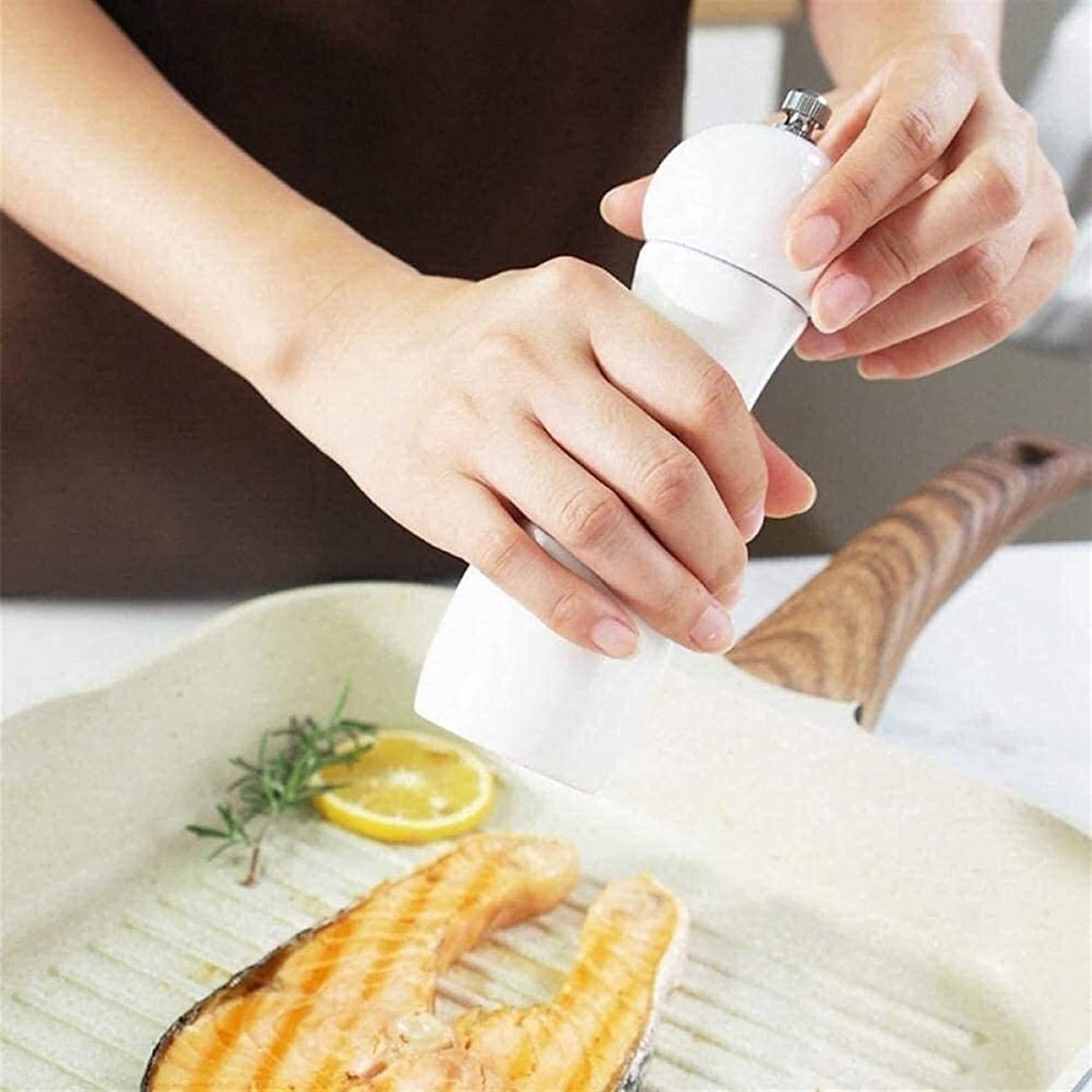 Premium Manual Salt and Pepper Grinder Set - Eco-Friendly Kitchen Spice Mill for Home Cooking, Seasoning & Gourmet Meals | Perfect for Restaurants, Dinner Parties & Everyday Family Use
