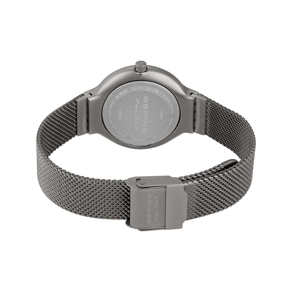 Bering Max Rene Black Dial Men's Watch with Mesh Strap - Model 15531 377 - Perfect for Business, Casual & Formal Occasions
