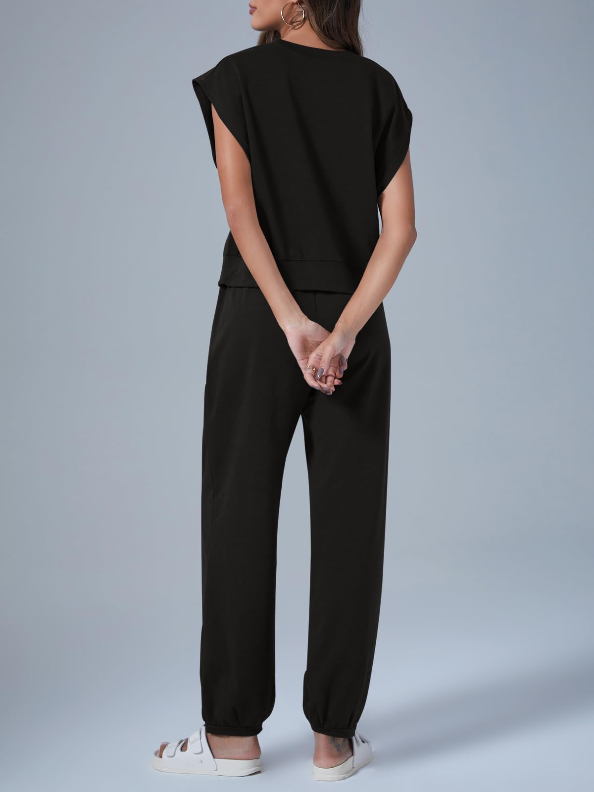 Tankaneo Women's Summer 2 Piece Outfit - Casual Lounge Set with Oversized Sleeveless Top & Sweatpants with Pockets - Comfy Pajama Set for Home, Travel & Relaxation