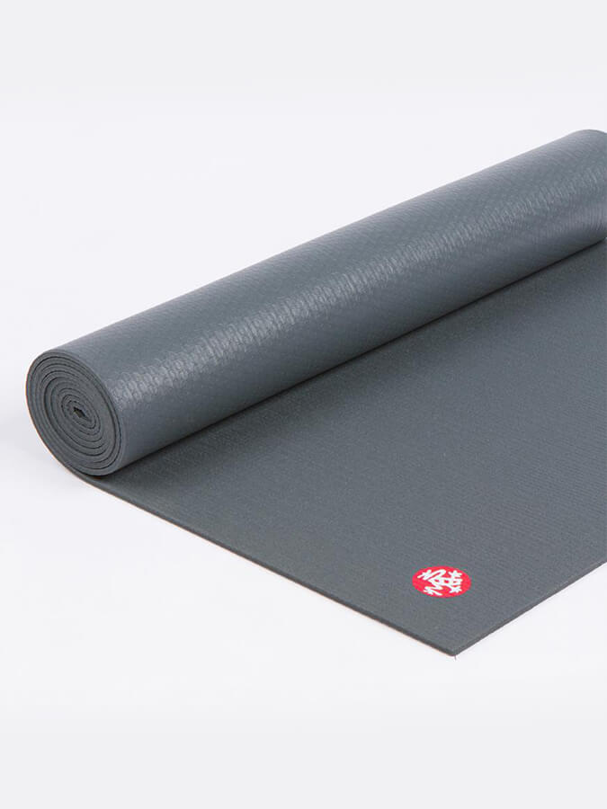 Manduka PROlite Standard 71 Yoga Mat 4.7mm - Premium Non-Slip Yoga Mat for Home & Studio Workouts - Ideal for Hot Yoga, Pilates & Meditation Practice