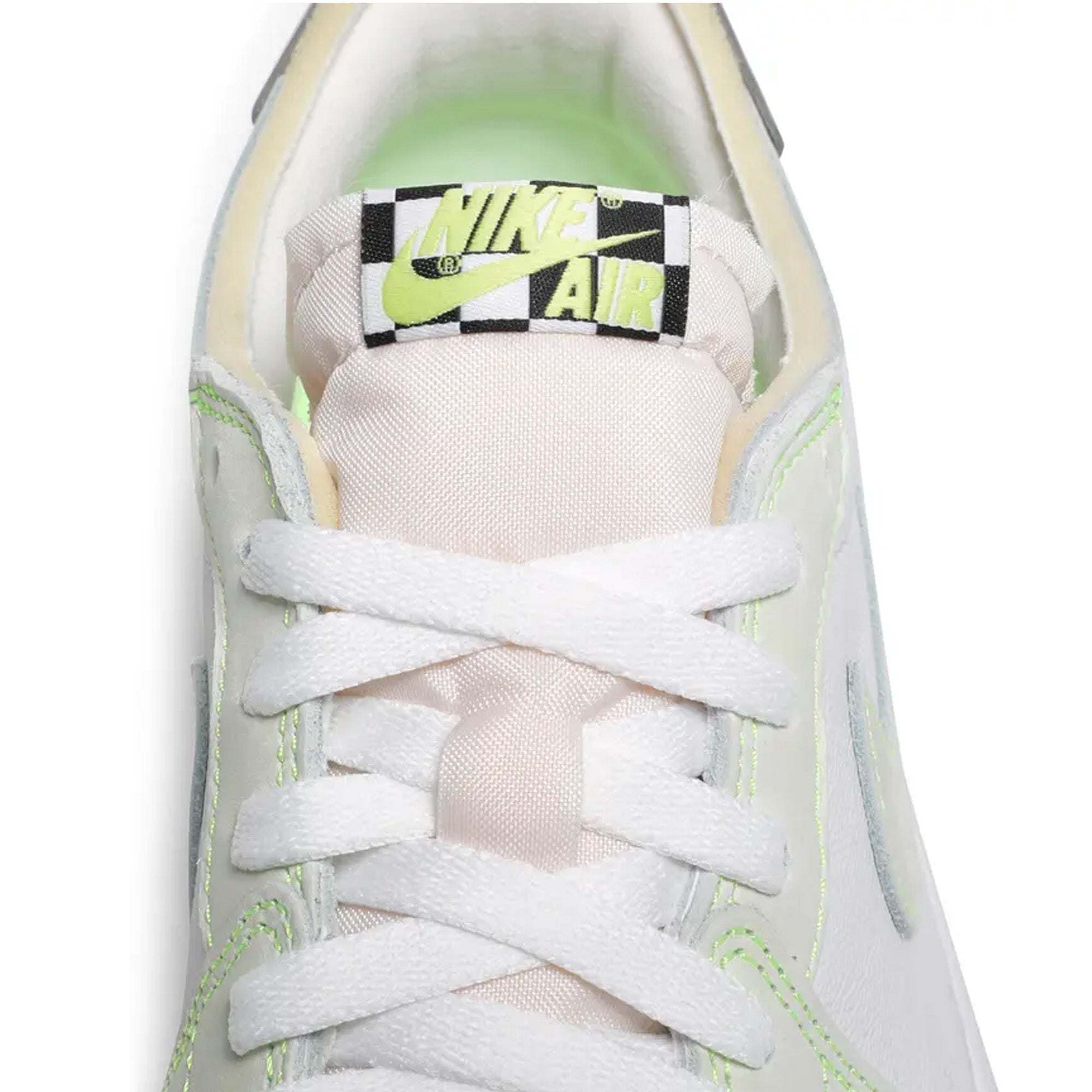Air Jordan 1 Low OG 'Ghost Green' Men's Basketball Shoes - Stylish Retro Sneakers for Casual Wear, Street Fashion & Sports
