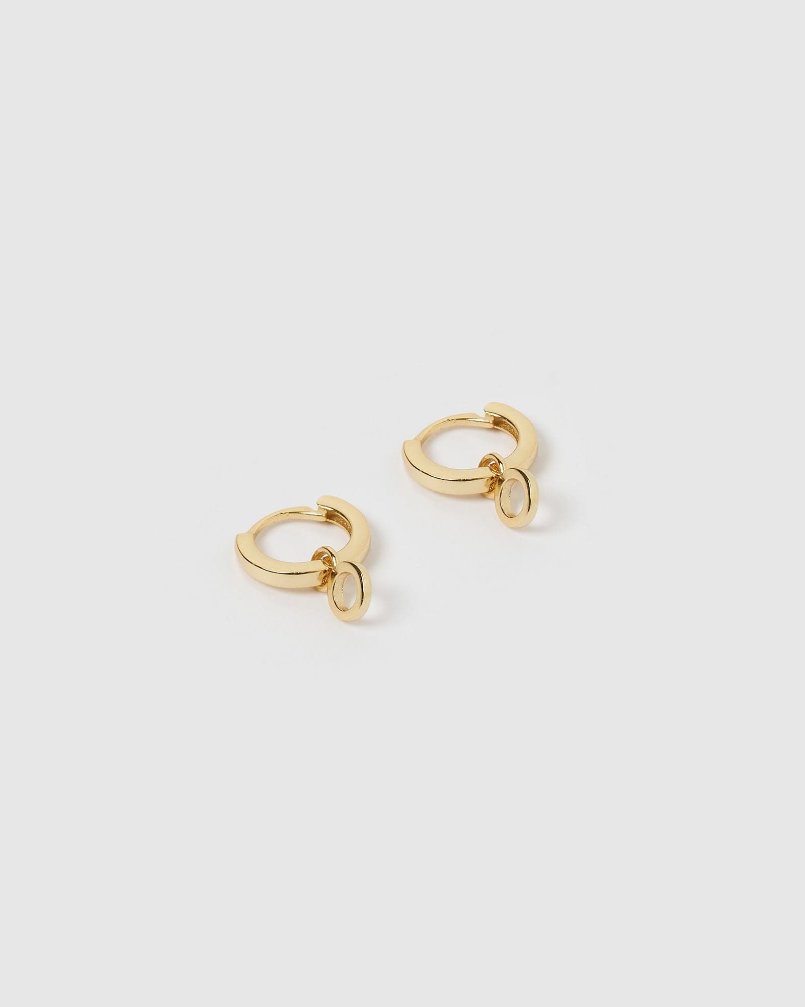 Gold Alphabet Letter O Huggie Earrings - Stylish Initial Jewelry for Everyday Wear, Gifts & Layering