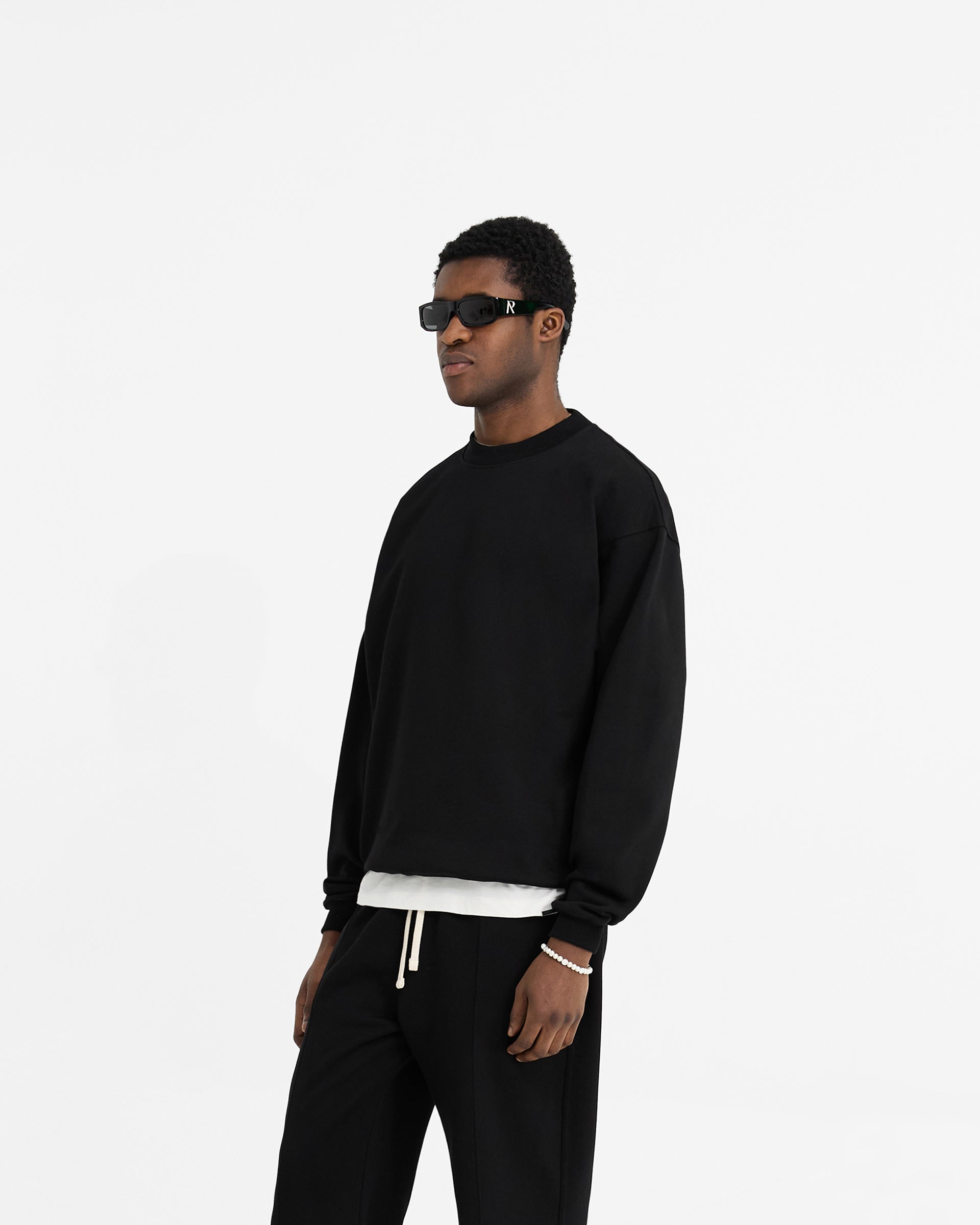 Initial Oversized Sweater Black | Cozy Pullover Sweatshirt for Women | Perfect for Fall, Winter & Casual Outings
