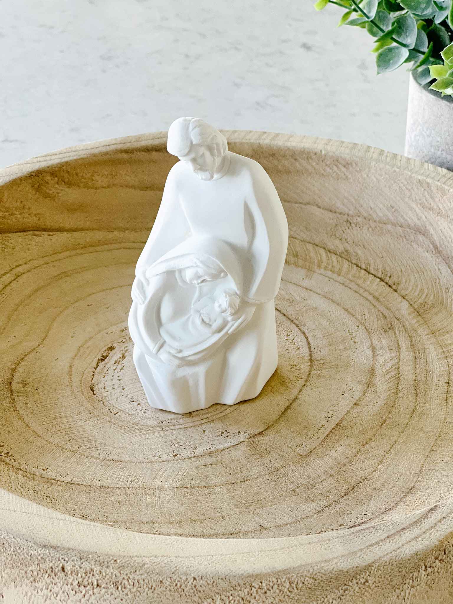 Holy Family Statue - Religious Home Decor for Christmas Nativity Scene & Catholic Gifts - Perfect for Church Altar, Christmas Display & Christian Home Decor