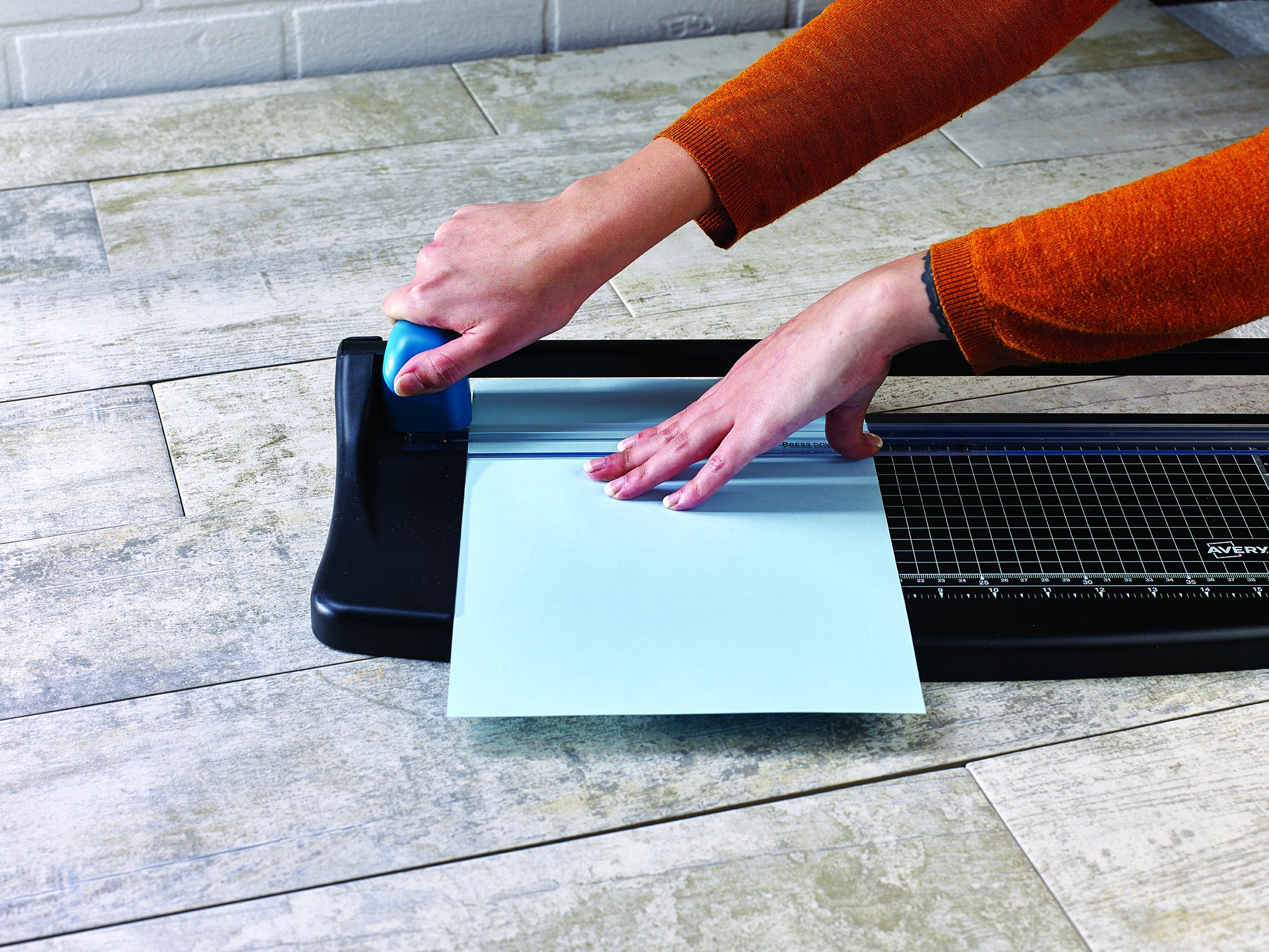 Avery A3 TR003 Photo and Paper Trimmer - 12 Inch Paper Cutter with Precision Blade, Black & Teal - Perfect for Scrapbooking, Crafting, and Office Use