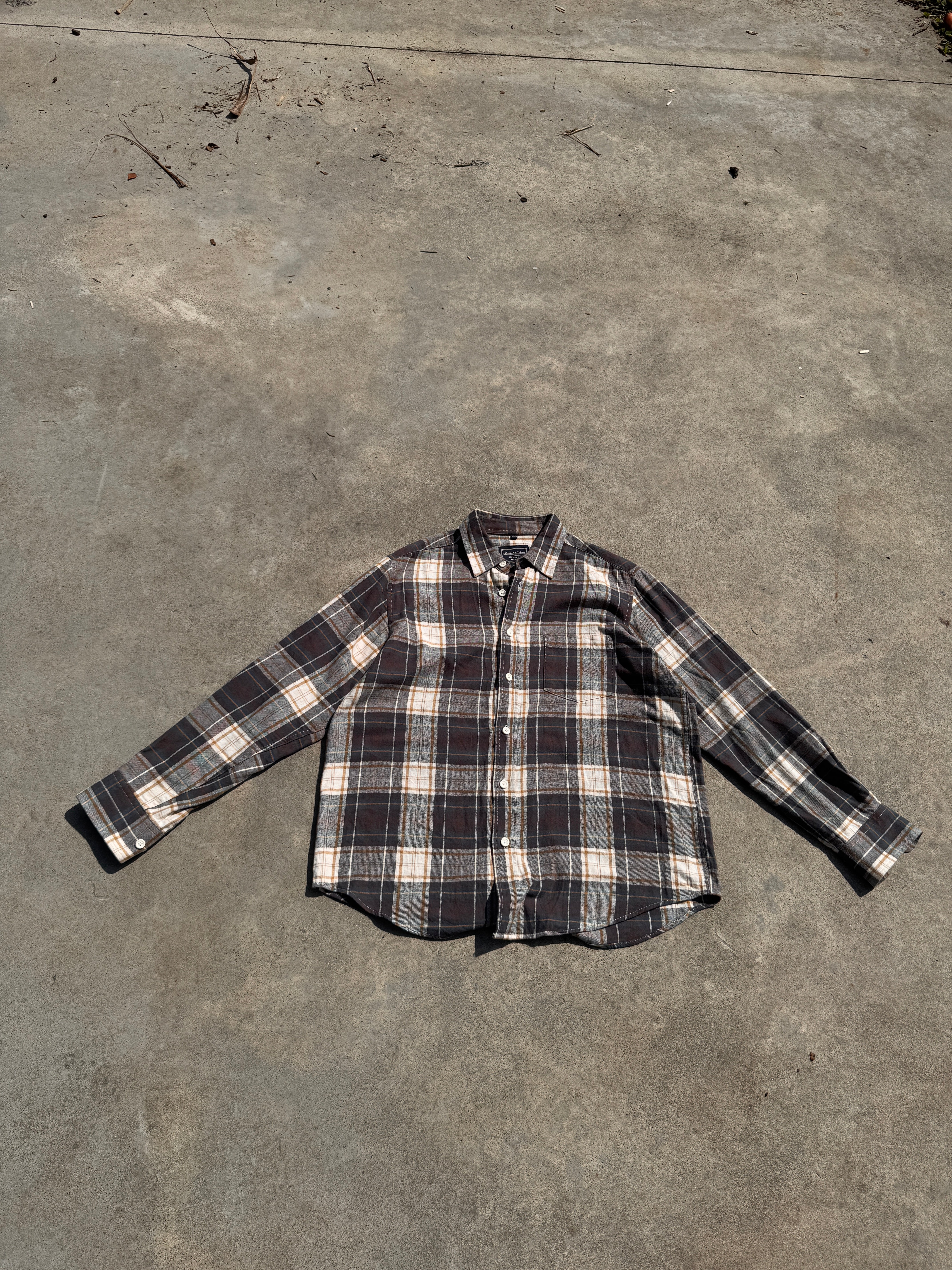 Soft & Cozy Flannel Shirt for Men & Women - Plaid Long Sleeve Button Down Shirt - Perfect for Fall, Winter & Outdoor Activities - Camping, Hiking & Casual Wear