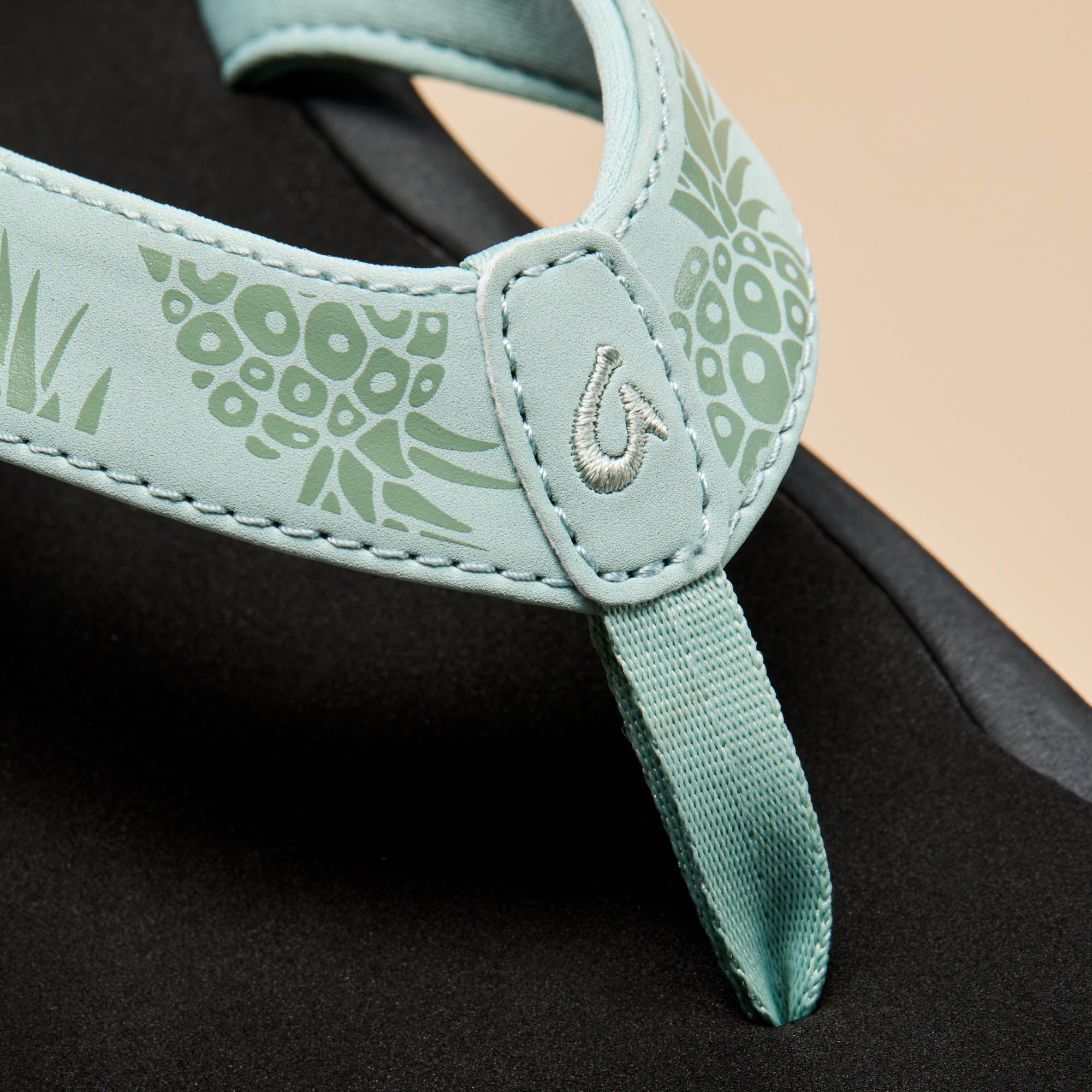 Ohana Swell/Hua - Premium Hawaiian-Inspired Home Decor for Beach Houses & Tropical Themed Rooms
