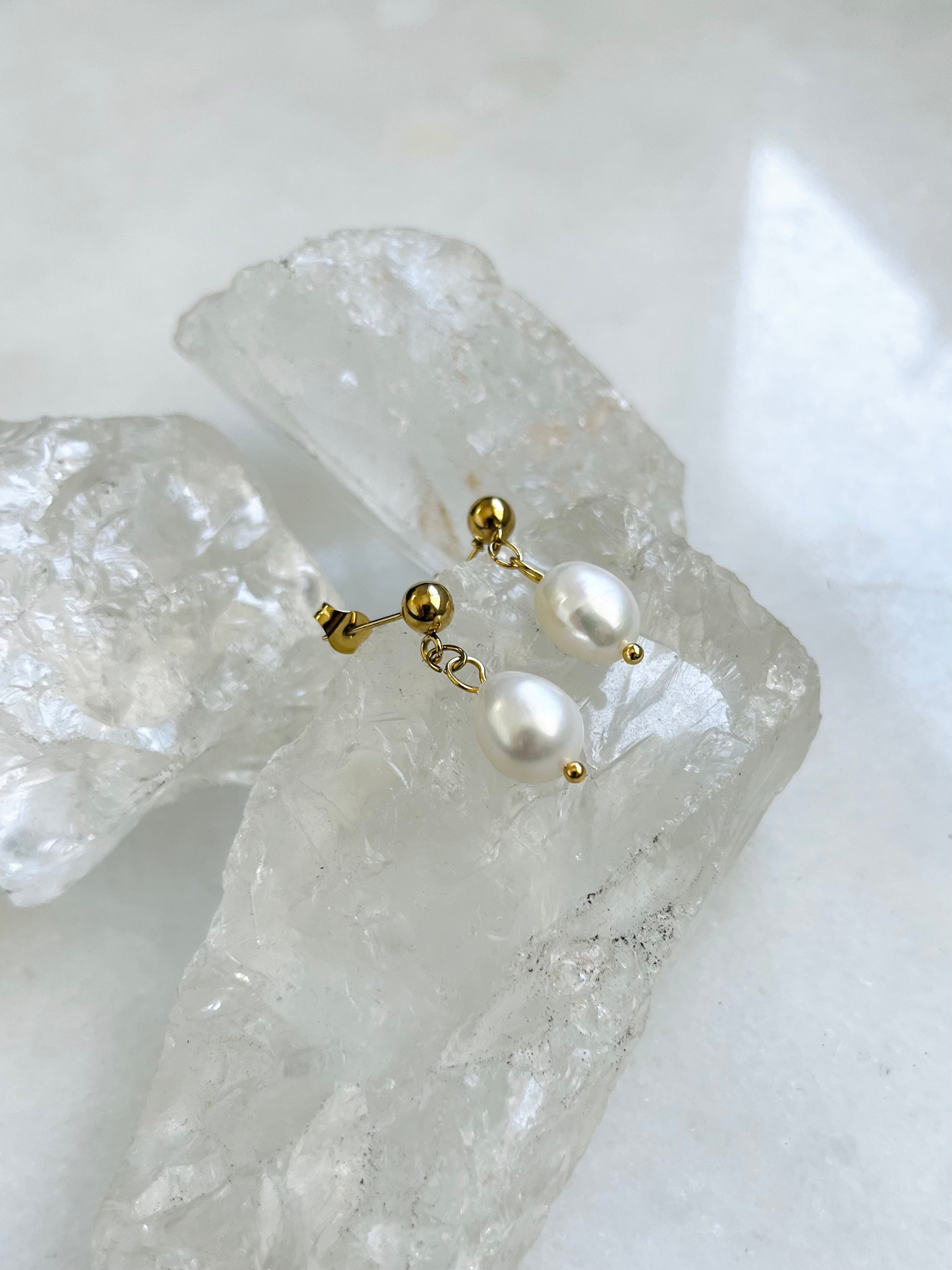Freshwater Pearl Drop Stud Earrings for Women - Elegant Dangle Pearl Earrings for Wedding, Party & Everyday Wear