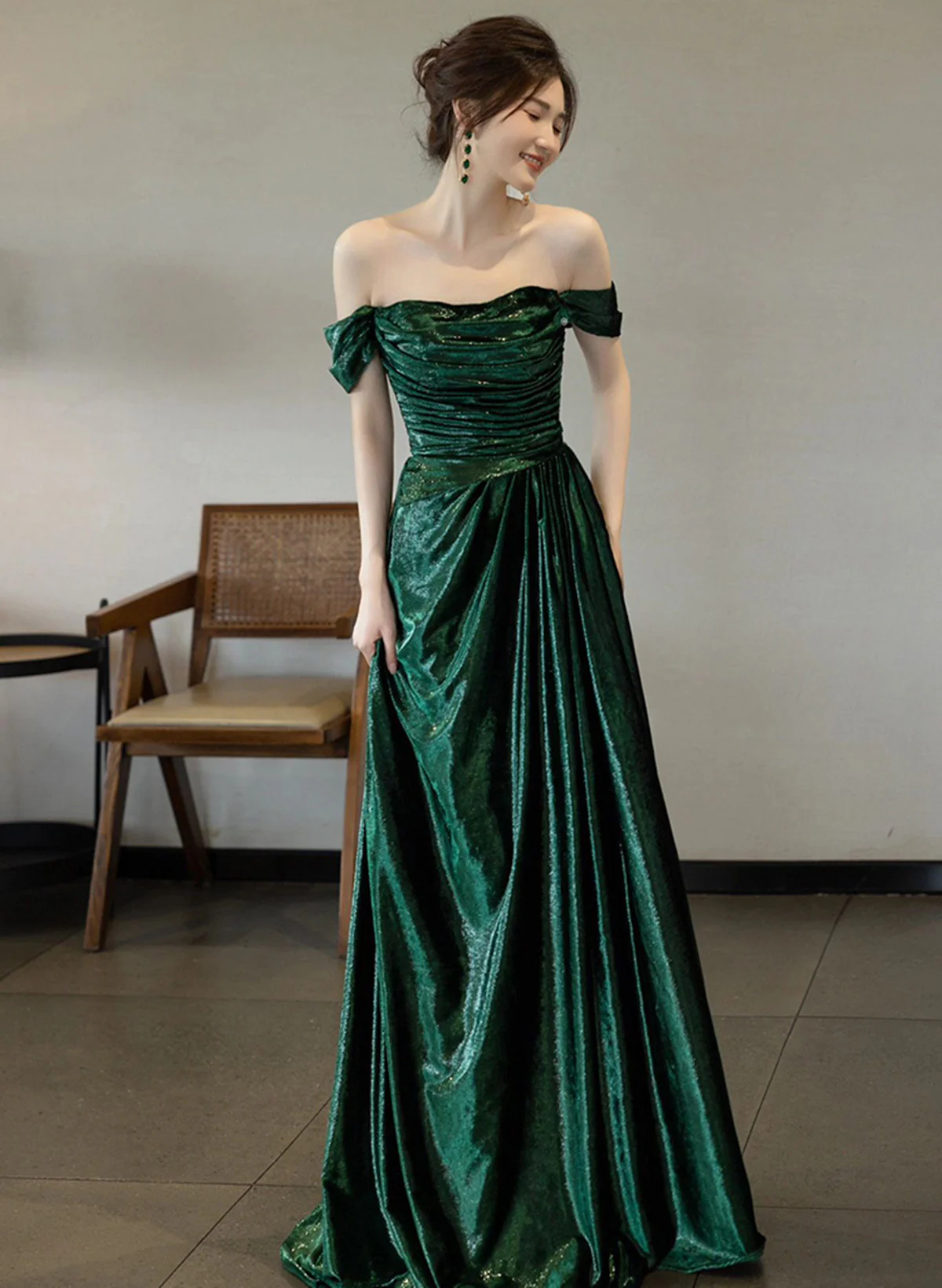 Elegant A-Line Green Off-Shoulder Long Prom Evening Dress J4469 - Perfect for Formal Events, Weddings & Special Occasions