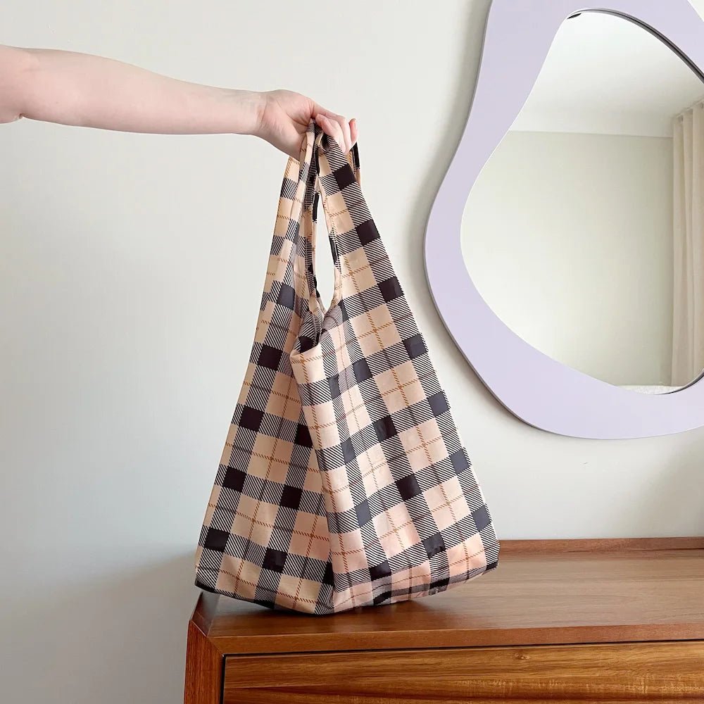 Eco-Friendly Reusable Shopping Bags - 2 Pack with Tan Tartan Design - Perfect for Groceries, Beach Trips & Farmers Markets