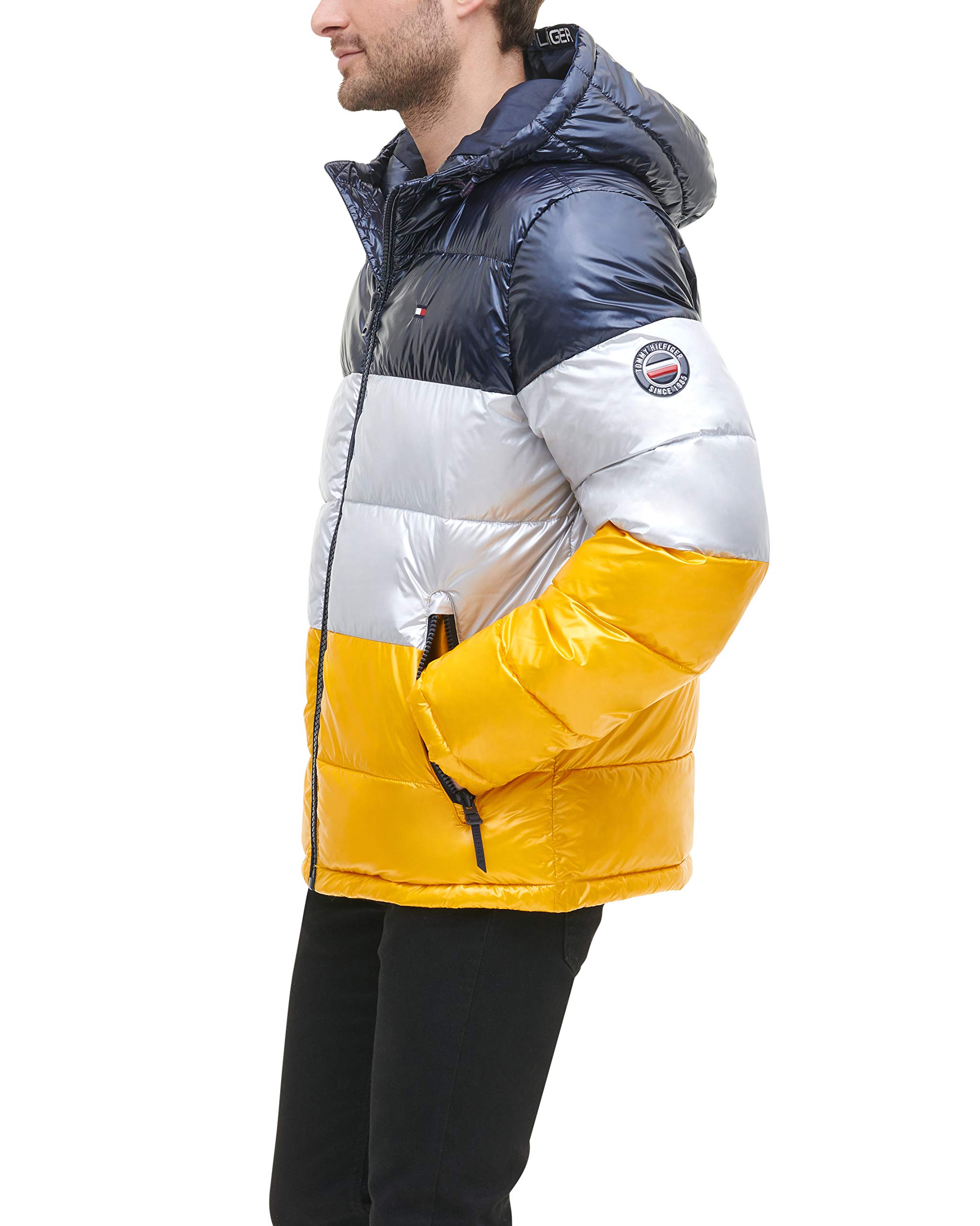 Tommy Hilfiger Men's Hooded Puffer Jacket for Winter - Lightweight Warm Quilted Coat (Standard & Big & Tall Sizes) | Outdoor Activities, Casual Wear & Cold Weather Protection