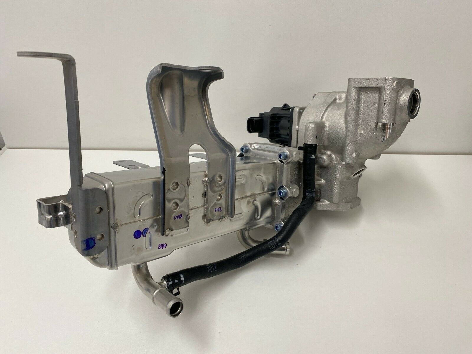 Genuine Holden Cruze & Captiva Turbo Diesel EGR Valve & Cooler Assembly - Improve Engine Performance & Reduce Emissions for Smooth Driving