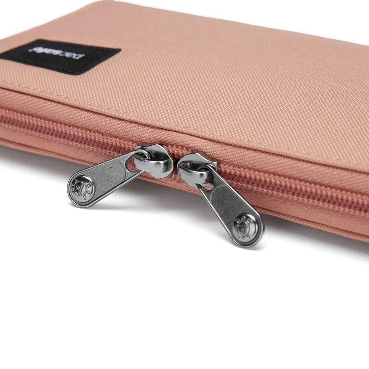 Pacsafe RFIDsafe™ RFID Blocking Continental Wallet - Secure Travel Wallet for Credit Cards & Passport - Perfect for International Trips & Daily Commute