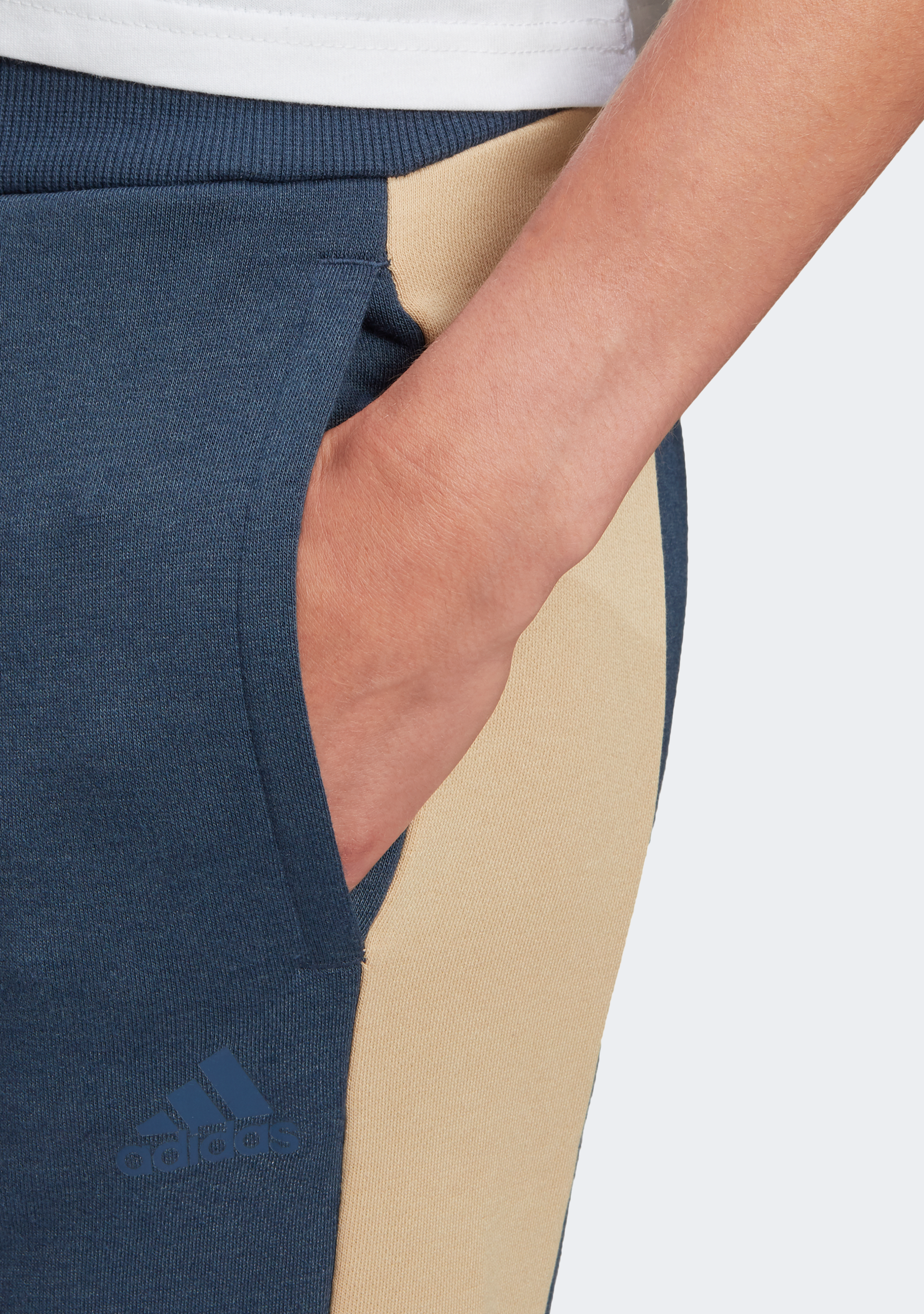 Adidas Women's Essentials Logo Colorblock Pants - Comfortable Athletic Joggers for Running, Yoga & Casual Wear