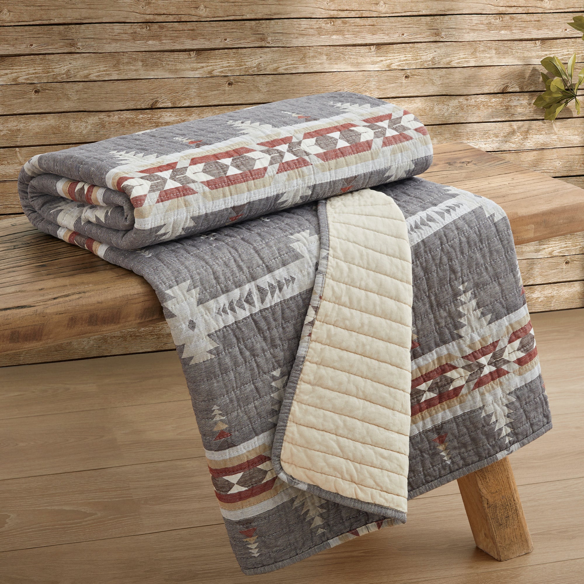 Cozy Corrales Quilted Throw Blanket - Soft & Warm Lightweight Bedspread for Couch, Sofa, Bed - Perfect for Winter Nights, Movie Time & Home Decor