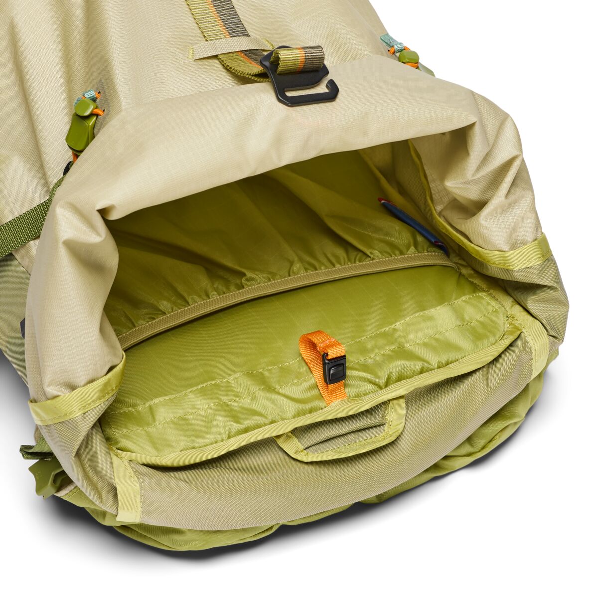 Cotopaxi Arenal 32L Backpack - Lightweight Hiking & Travel Daypack for Men & Women - Water-Resistant Grain/Lemongrass Color - Perfect for Outdoor Adventures, Commuting & Daily Use