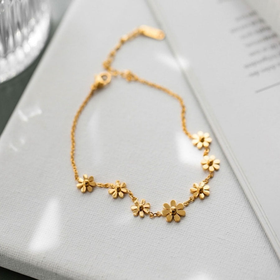 Stylish Personalized Foot Chain Jewelry for Women - Elegant Anklet for Summer, Beach, and Boho Fashion Outfits