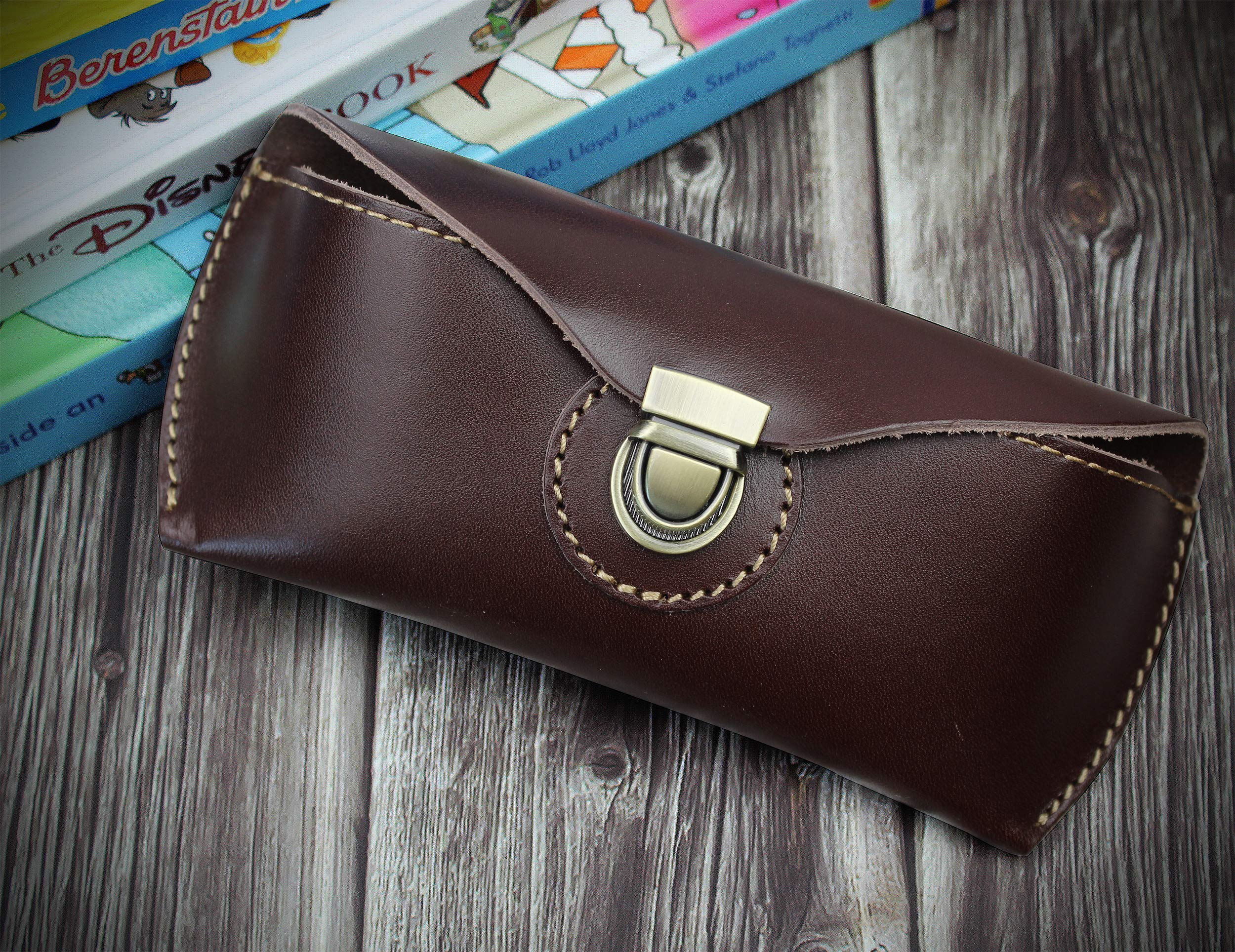 DK86 Genuine Leather Glasses Case - Premium Sunglasses Pouch for Men & Women - Eyeglass Holder for Travel, Office & Daily Use