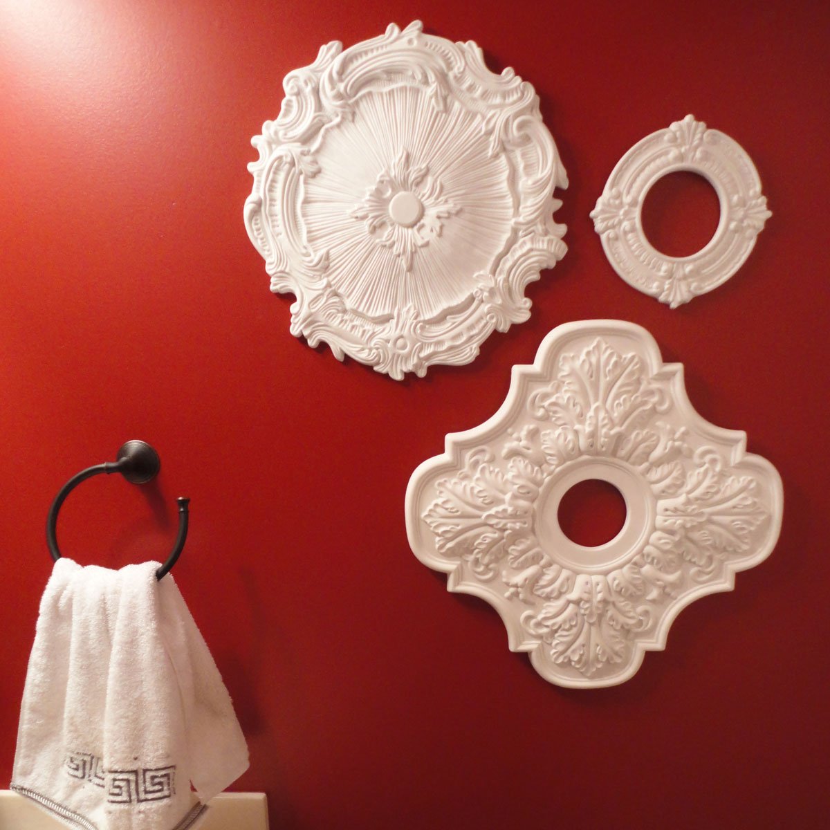 Ekena Millwork CM11BNPCC Benson Ceiling Medallion - 11 1/8