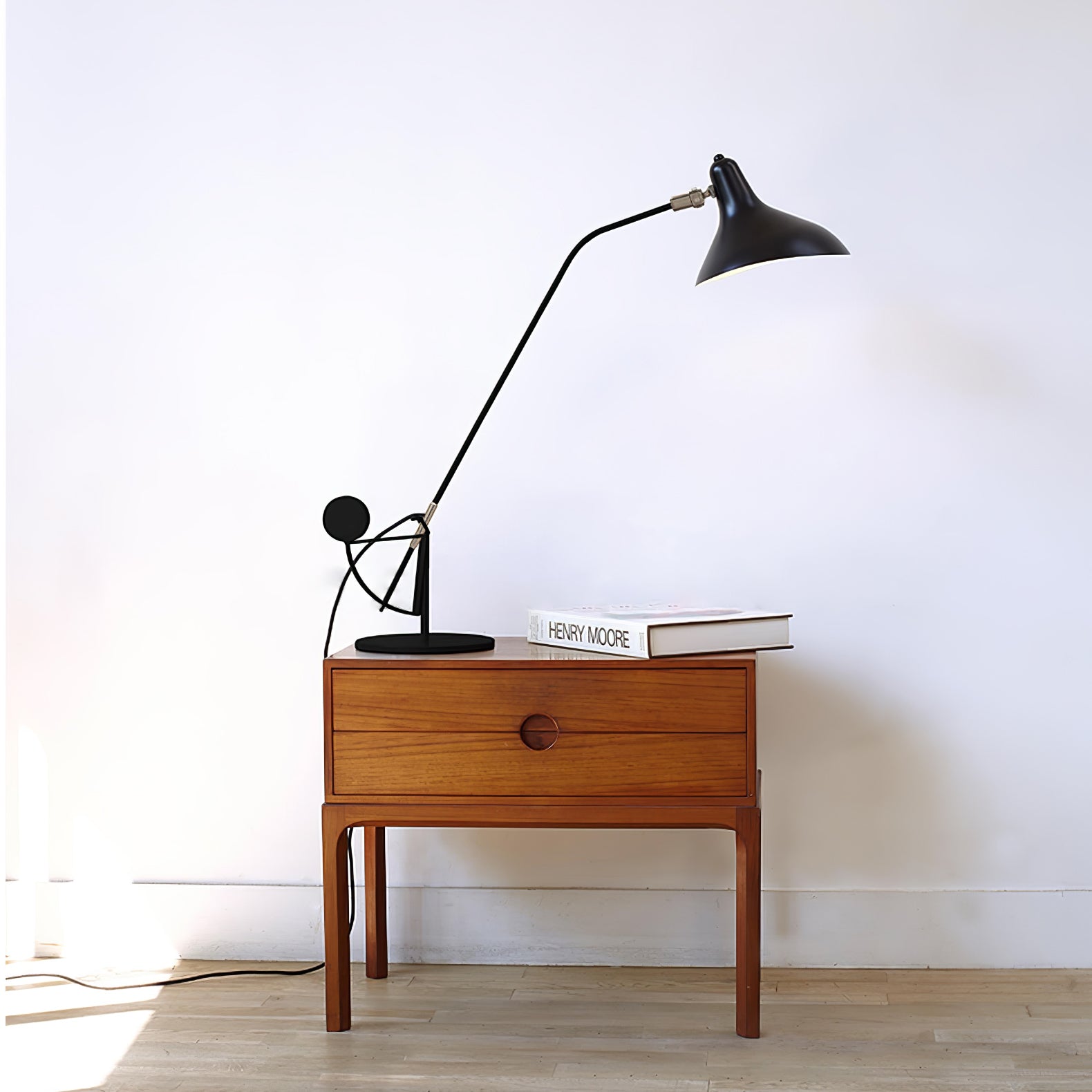 Oculus Arm Table Lamp - Adjustable LED Desk Light for Reading, Office & Bedroom - Modern Task Lighting for Home & Workspace