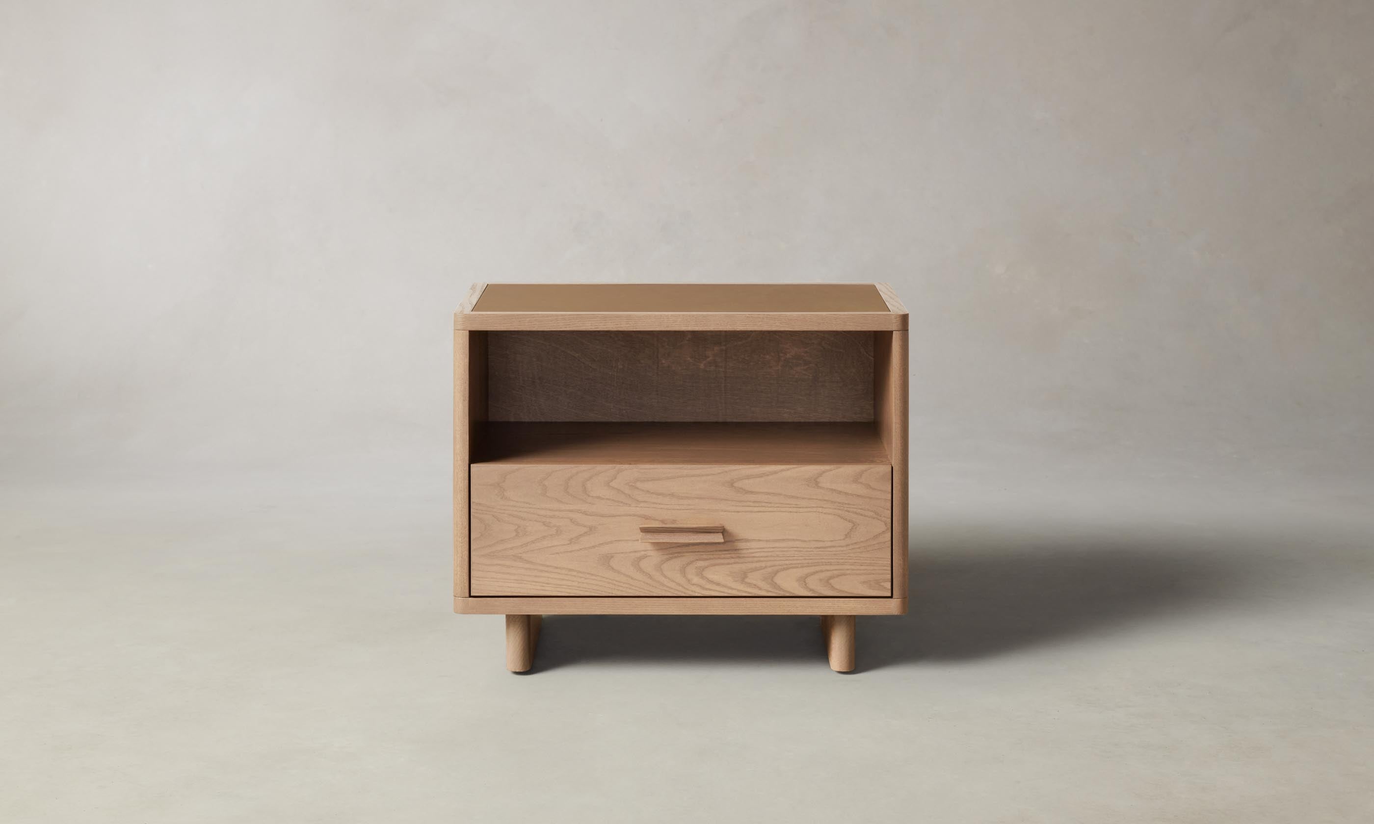 Clinton Nightstand - Modern Bedside Table with Storage Drawer, Wooden Night Stand for Bedroom - Perfect for Small Spaces, Apartments & Guest Rooms