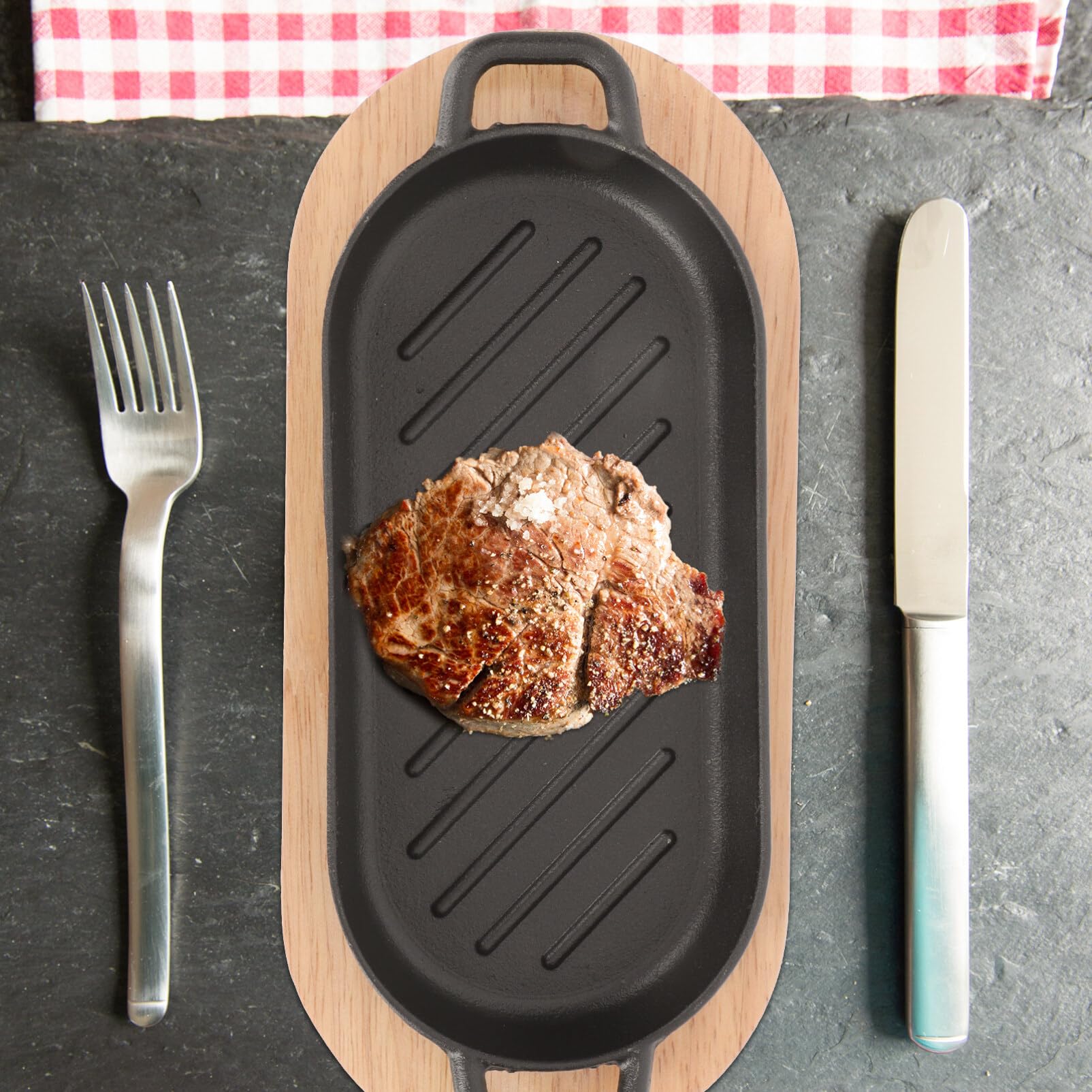 Pre-Seasoned Cast Iron Sizzling Plate with Wooden Base - Steak Platter, Fajita Pan & Japanese Teppanyaki Grill for Restaurants, Home Dining & Outdoor BBQ