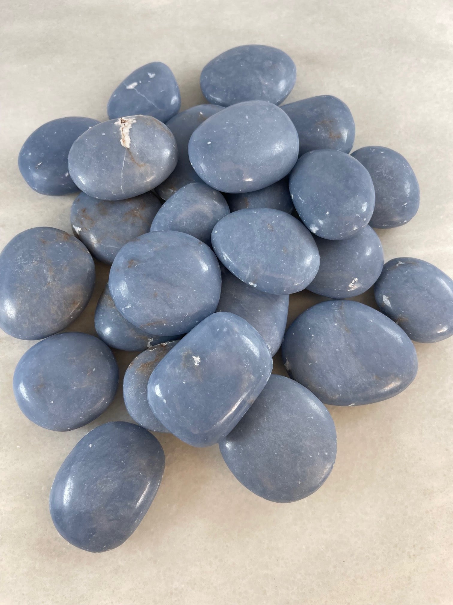 Angelite Palm Stone - Natural Healing Crystal for Stress Relief, Meditation & Chakra Balancing - Perfect for Yoga, Reiki & Spiritual Practices