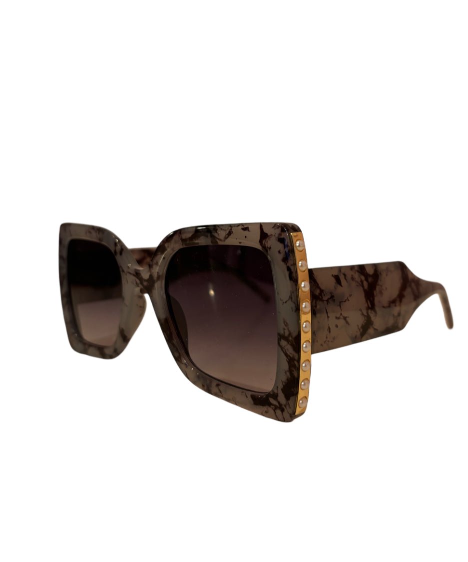 Stevie Oversized Sunglasses for Women - UV400 Protection, Retro Cat Eye Style, Fashionable & Comfortable - Perfect for Beach, Driving, and Outdoor Activities