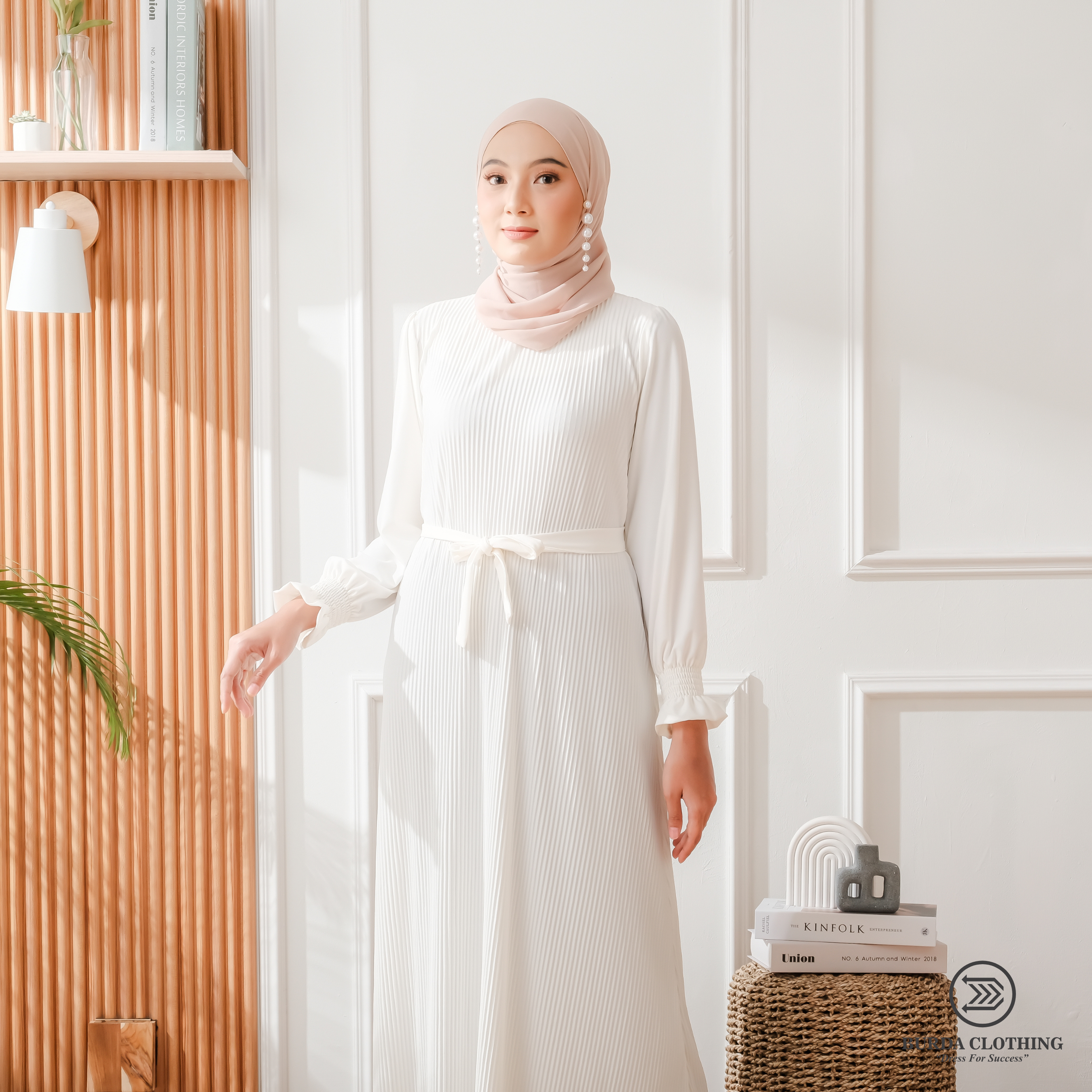 Women's Plain White Dress - Elegant & Comfortable Casual Wear for Office, Party & Everyday Outfits
