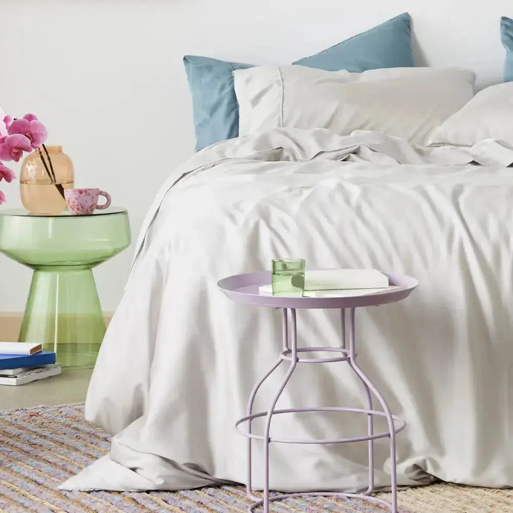 Luxury Signature Sateen Duvet Cover & Comforter Set - Ultra Soft Bedding Bundle for Master Bedroom or Guest Room - Perfect for All Seasons Home Decor