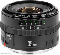 Canon EF 35mm f/1.4L USM Wide Angle Lens for DSLR Cameras - Professional Prime Lens with Ultrasonic Motor - Perfect for Portrait, Wedding & Low Light Photography
