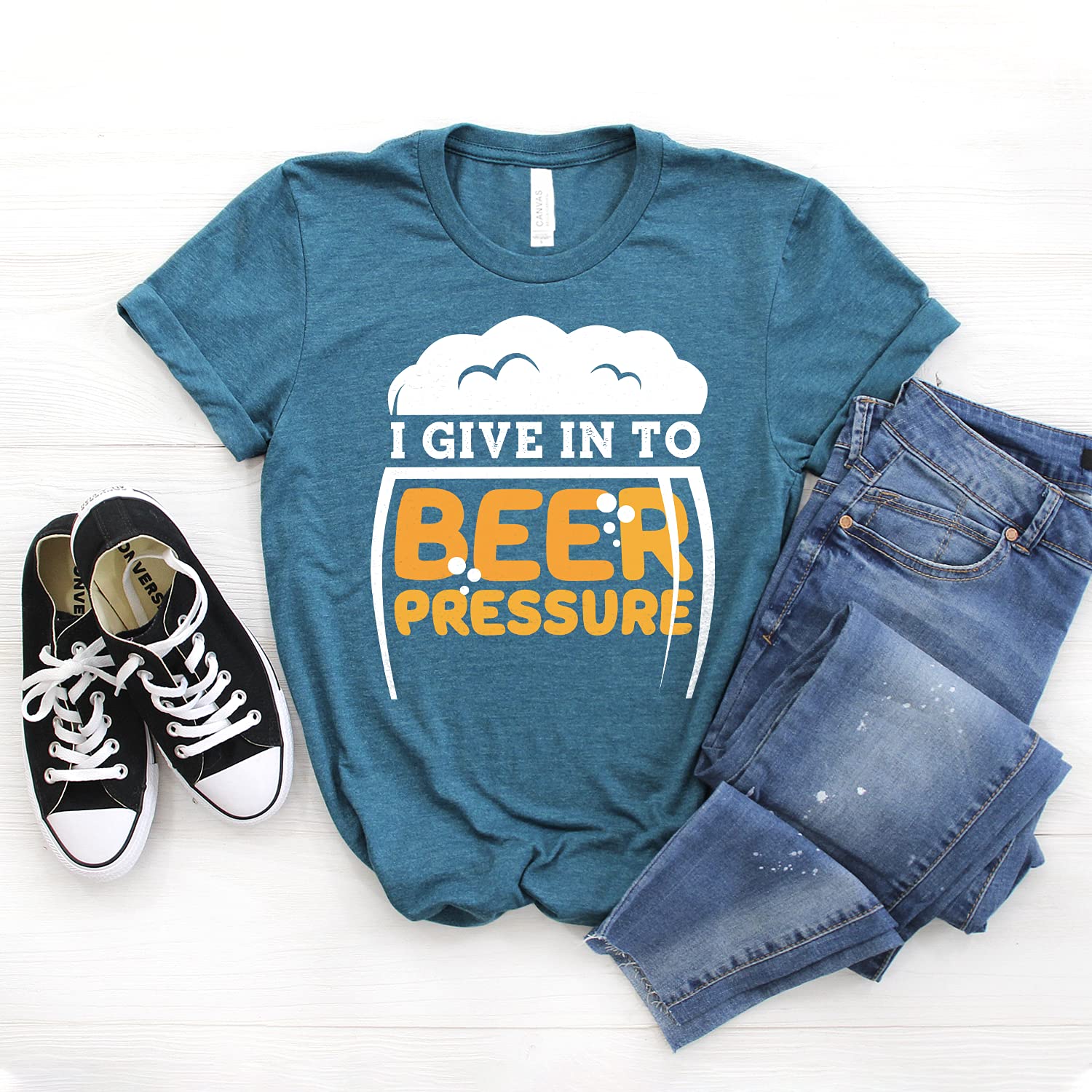 Funny Beer T-Shirt - I Give Into Beer Pressure - Unisex Softstyle Craft Beer Shirt for Home Brew Lovers - Perfect Gift for Beer Enthusiasts - Great for Pub Crawls, Brewery Tours & Casual Wear