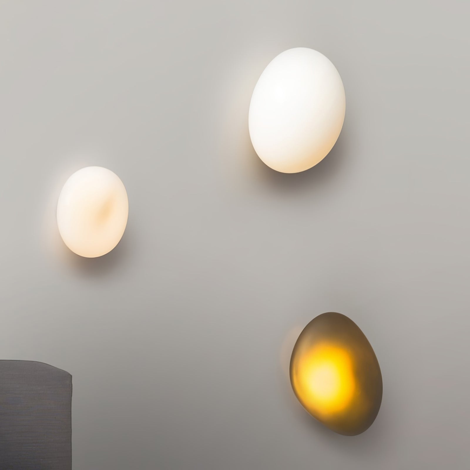 Modern Bubble Glass Wall Lamp - Sleek LED Sconce Lighting for Bedroom, Living Room & Hallway - Energy Efficient Home Decor Lighting Fixture