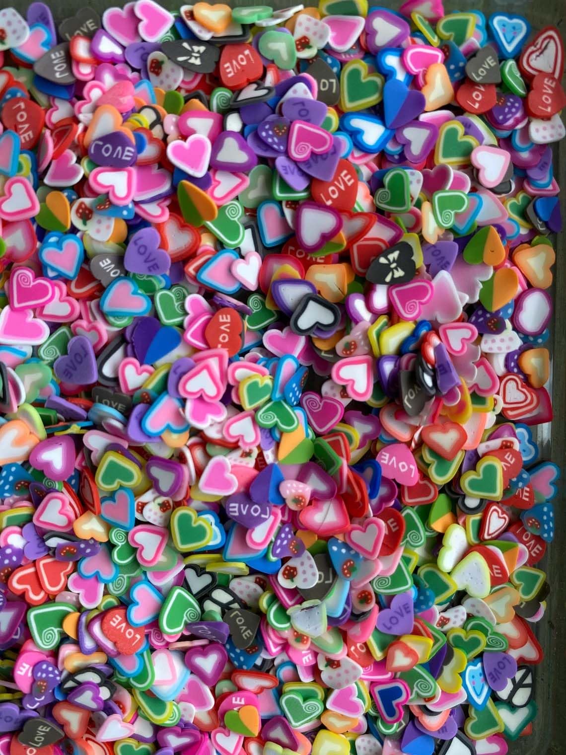Kavya Craft Mixed Color Heart Slime Polymer Clay Slices - 500pcs Fake Bake Nail Art & DIY Craft Supplies for Jewelry Making, Scrapbooking, and Kids' Creative Projects