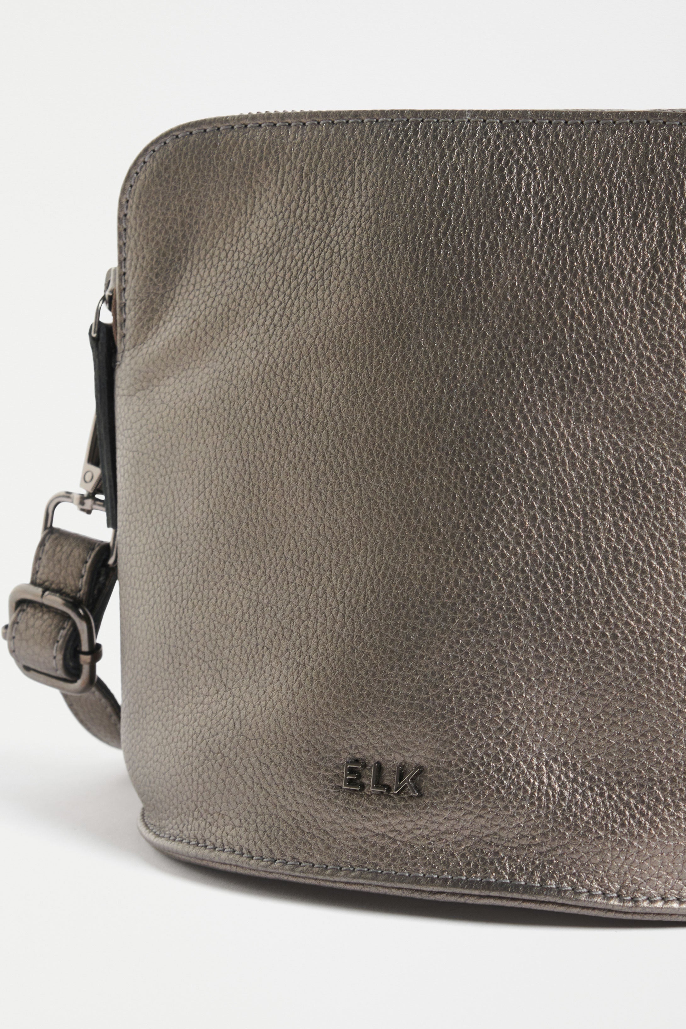 Frede Crossbody Bag for Women - Stylish & Lightweight Shoulder Purse - Perfect for Travel, Shopping, and Everyday Use