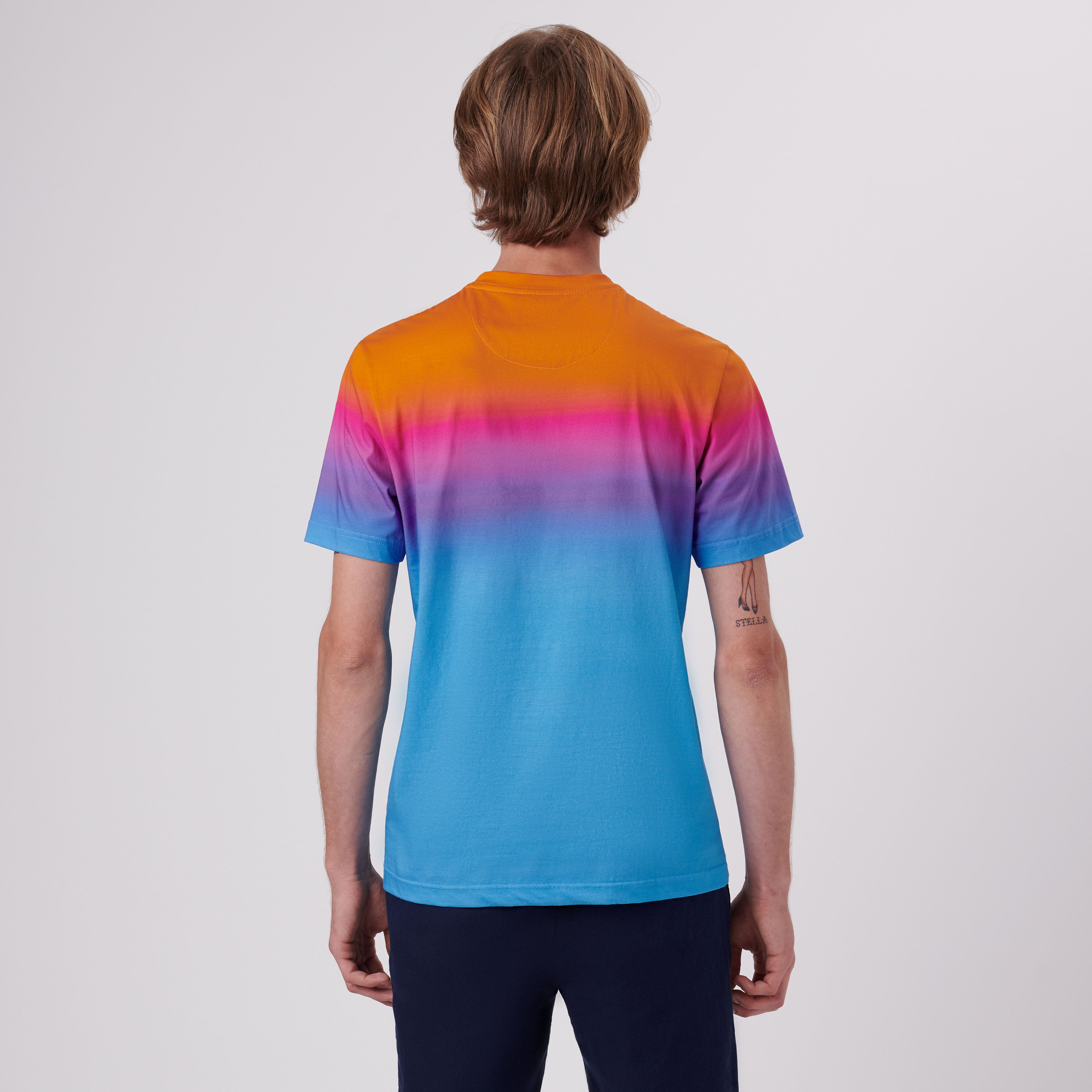 Stylish Gradient Print Crew Neck T-Shirt for Men & Women | Trendy Casual Wear for Everyday Outfits, Street Fashion & Summer Essentials