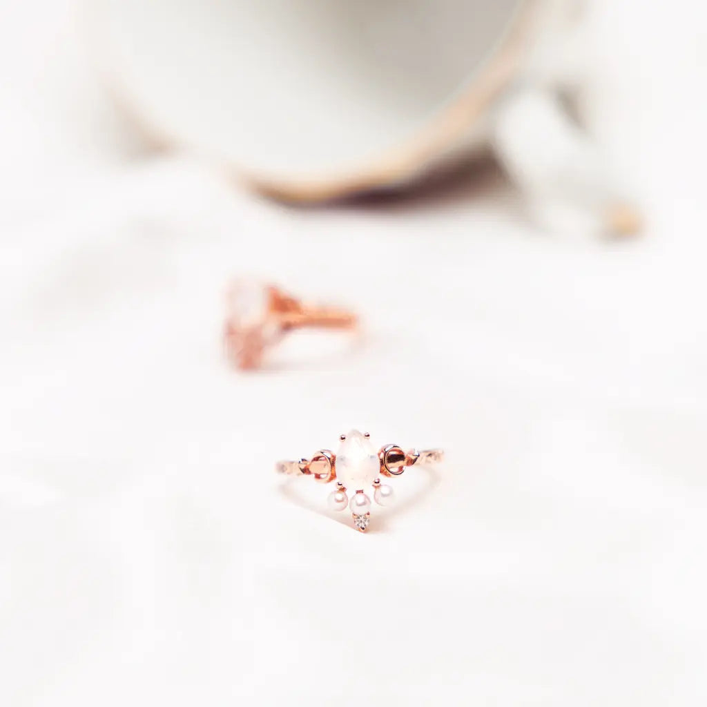 Venus Rose Gold Ring for Women - Elegant 18K Gold Plated Jewelry Gift for Her - Perfect for Valentine's Day, Anniversary & Special Occasions
