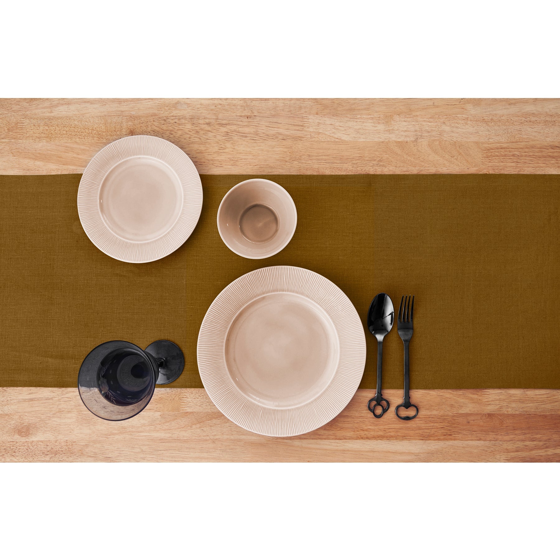 Elegant Diana Medium Weight Table Runner - Perfect for Dining Tables, Weddings & Home Decor