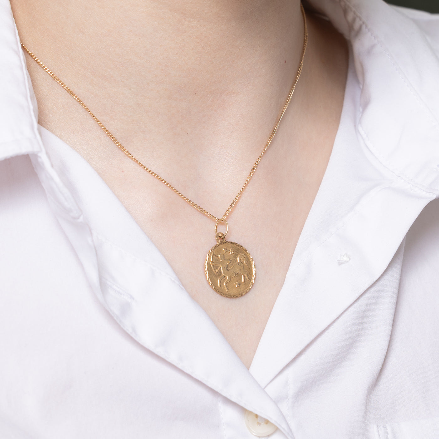 10K Yellow Gold Sagittarius Zodiac Pendant Necklace - Perfect Gift for Birthday, Christmas & Astrology Lovers