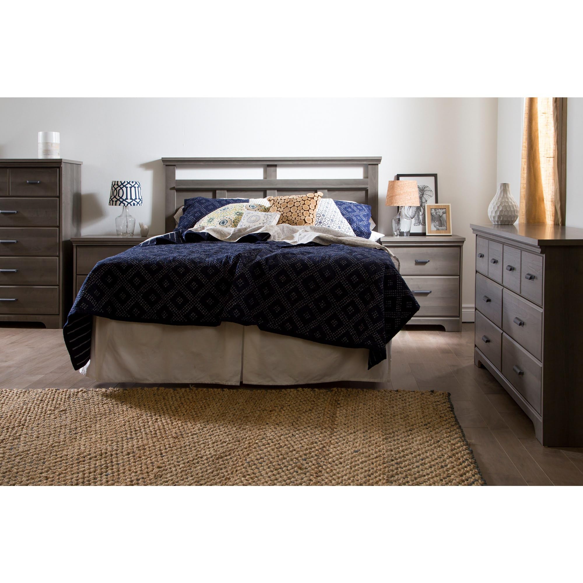 South Shore Versa 2-Drawer Nightstand in Weathered Oak & Gray Maple - Modern Bedside Table for Bedroom Storage & Organization - Perfect for Small Spaces, Apartments, and Guest Rooms