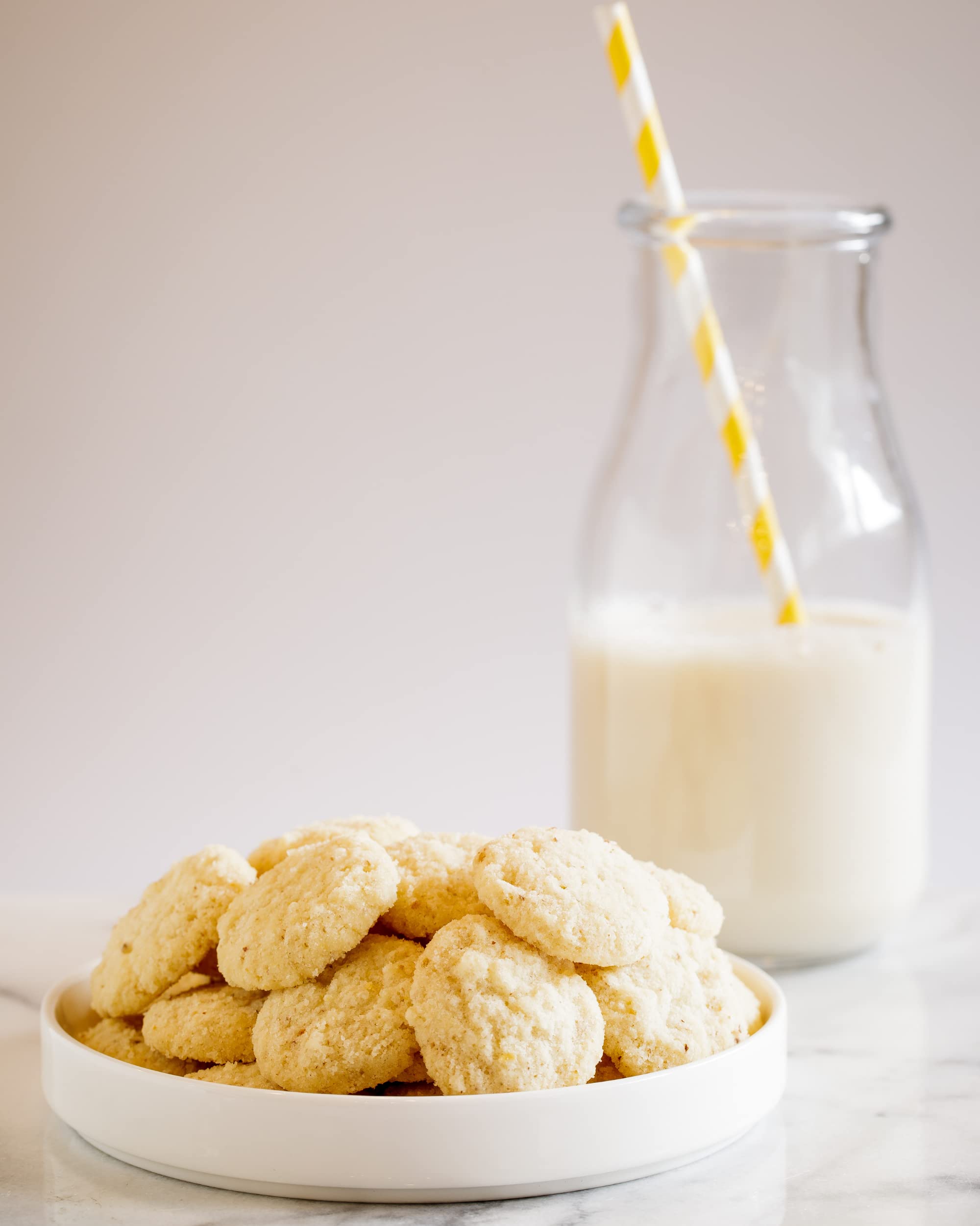 Bakeology Gluten Free Vegan Lemon Cookies - Crunchy Mini Dairy Free Snacks - Plant Based Dessert Made with Coconut Oil & Pure Ingredients - Perfect for Healthy Snacking, Lunchboxes & Tea Time Treats