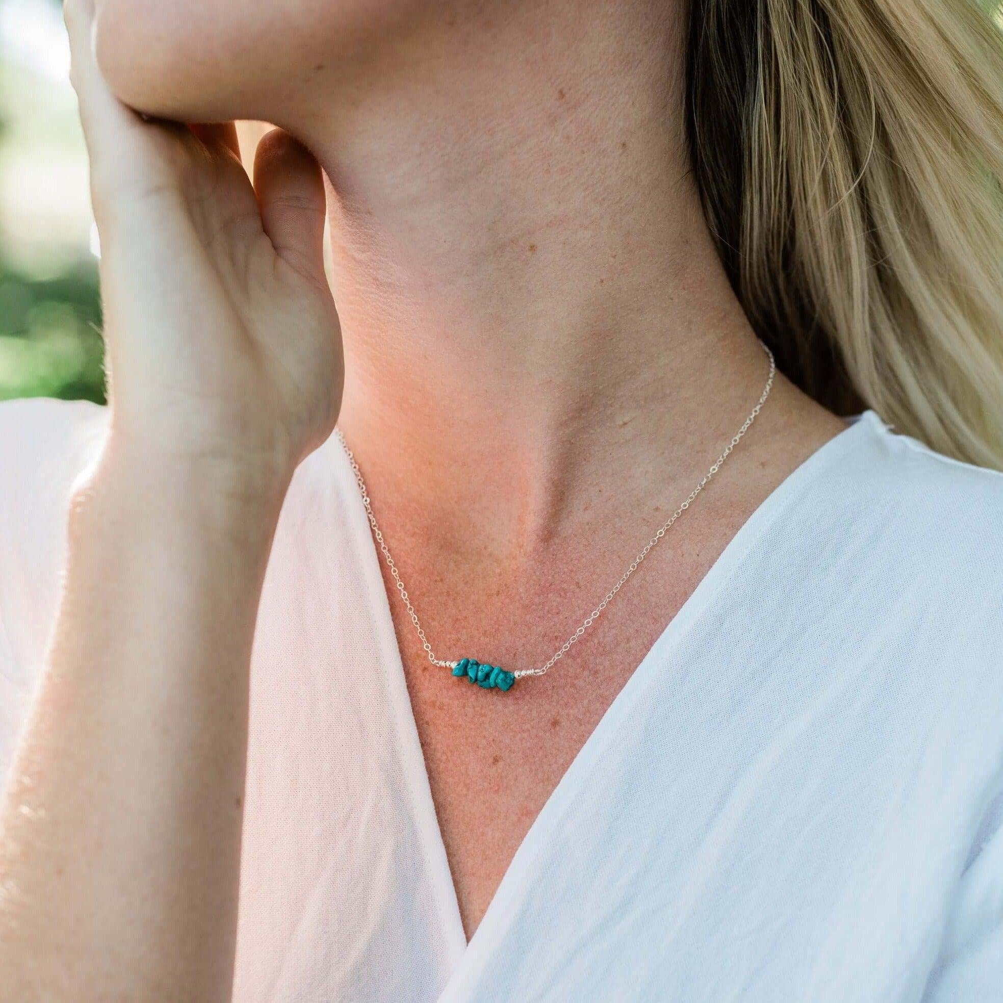 Turquoise Chip Bead Bar Necklace for Women - Handmade Boho Jewelry with Natural Stone - Perfect for Casual Wear, Beach Outfits & Festival Fashion