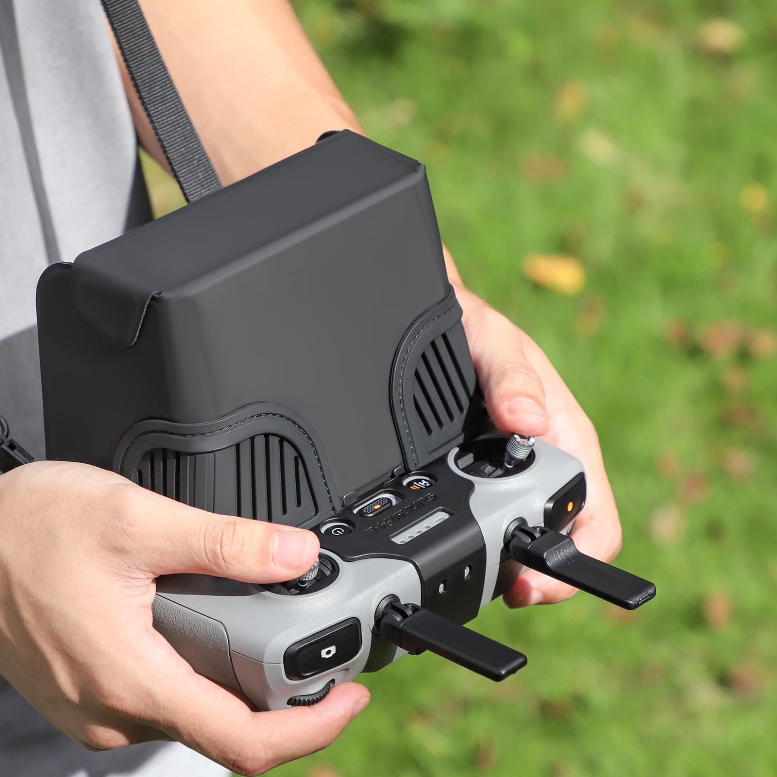 DJI RC 2 Remote Controller Foldable Sunshade - Anti-Glare Protection Accessories for DJI Air 3 Drone | Perfect for Outdoor Flying & Aerial Photography in Bright Sunlight