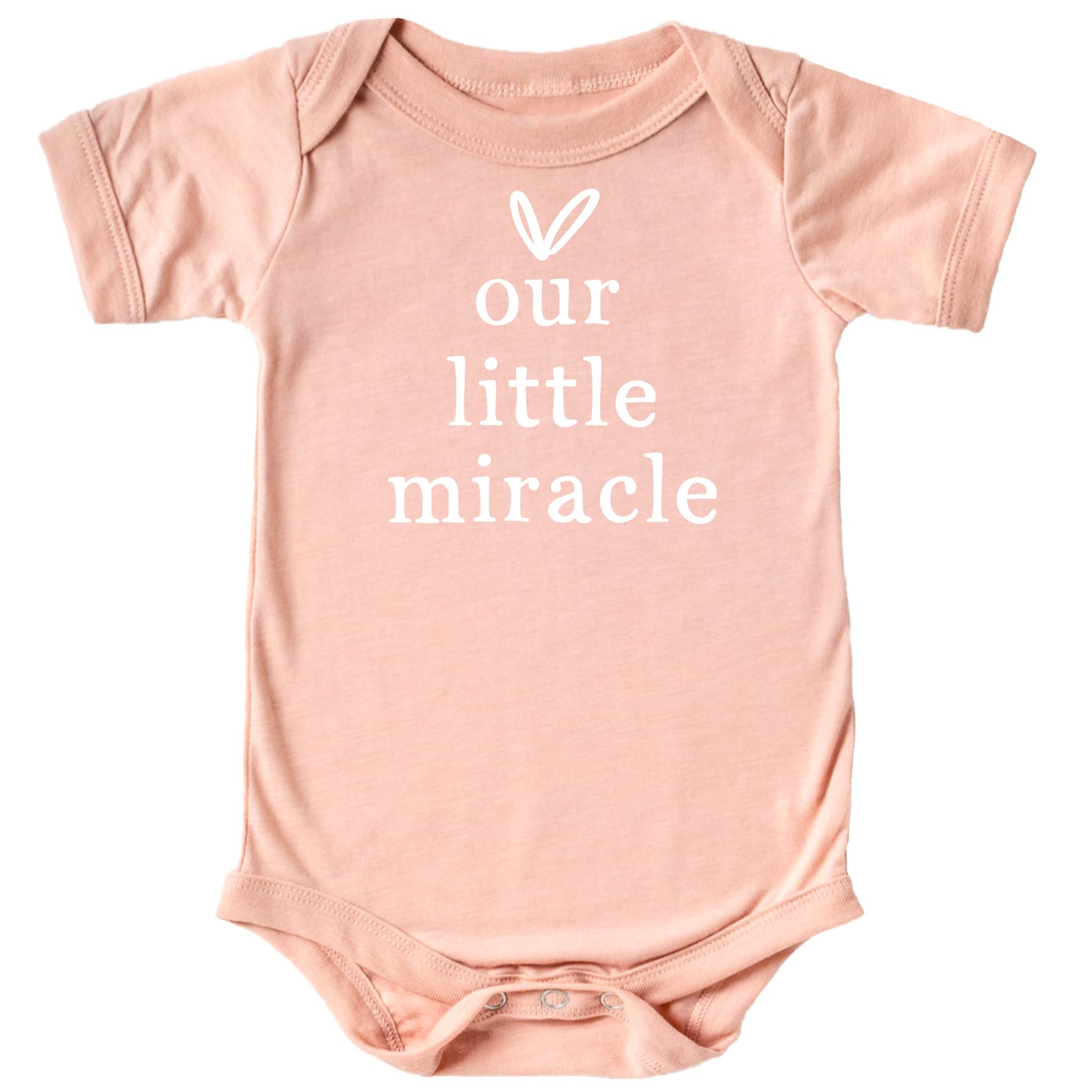 Olive Loves Apple Baby Bodysuit - Newborn Take Home Outfit, Pregnancy Announcement Onesie, Gender Reveal Gift - Perfect for Baby Showers, Hospital Photos & First Outfits