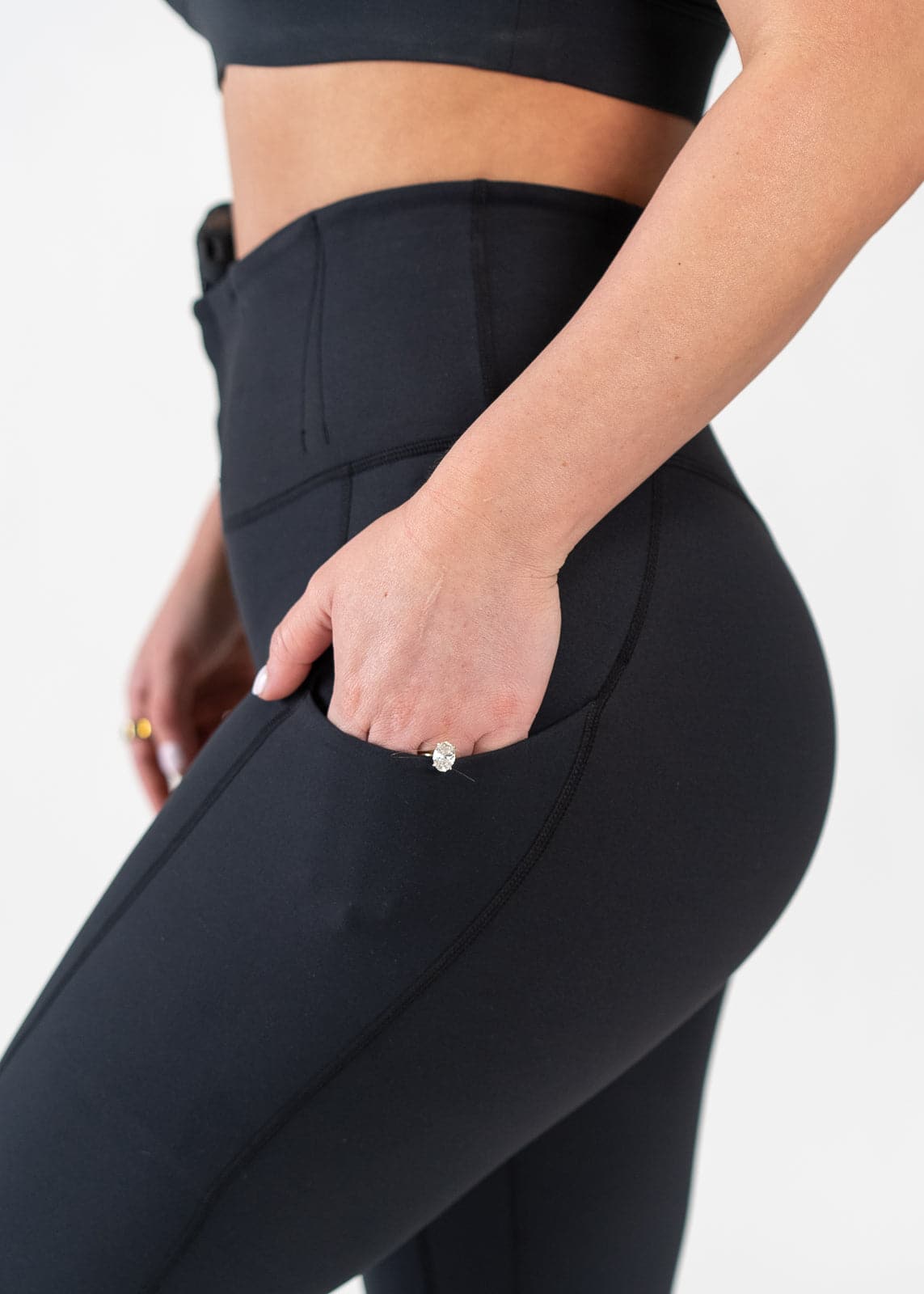 Best Concealed Carry Leggings with Hidden Pockets for Women | Comfortable & Stylish Black Yoga Pants | Perfect for Gym, Running & Everyday Wear